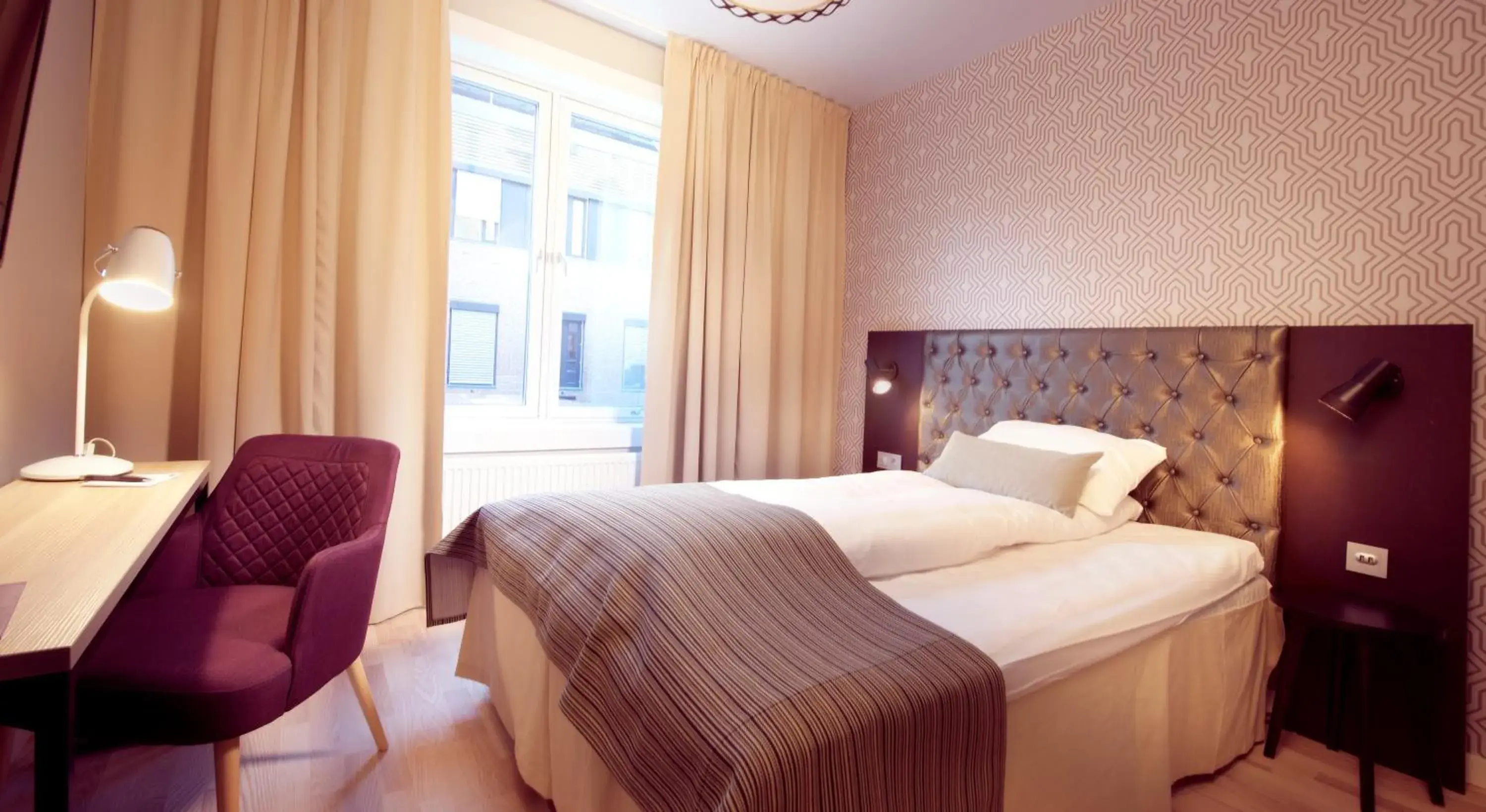 Bed in Home Hotel Astoria Bed in Home Hotel Astoria