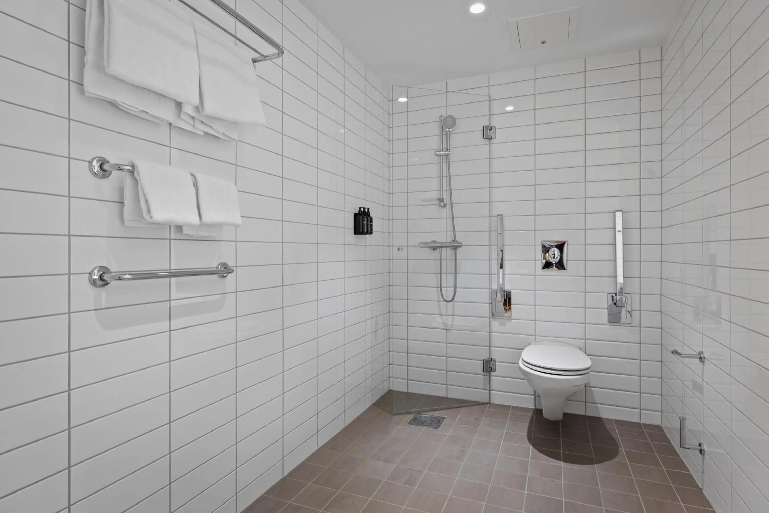 Bathroom in Home Hotel Astoria