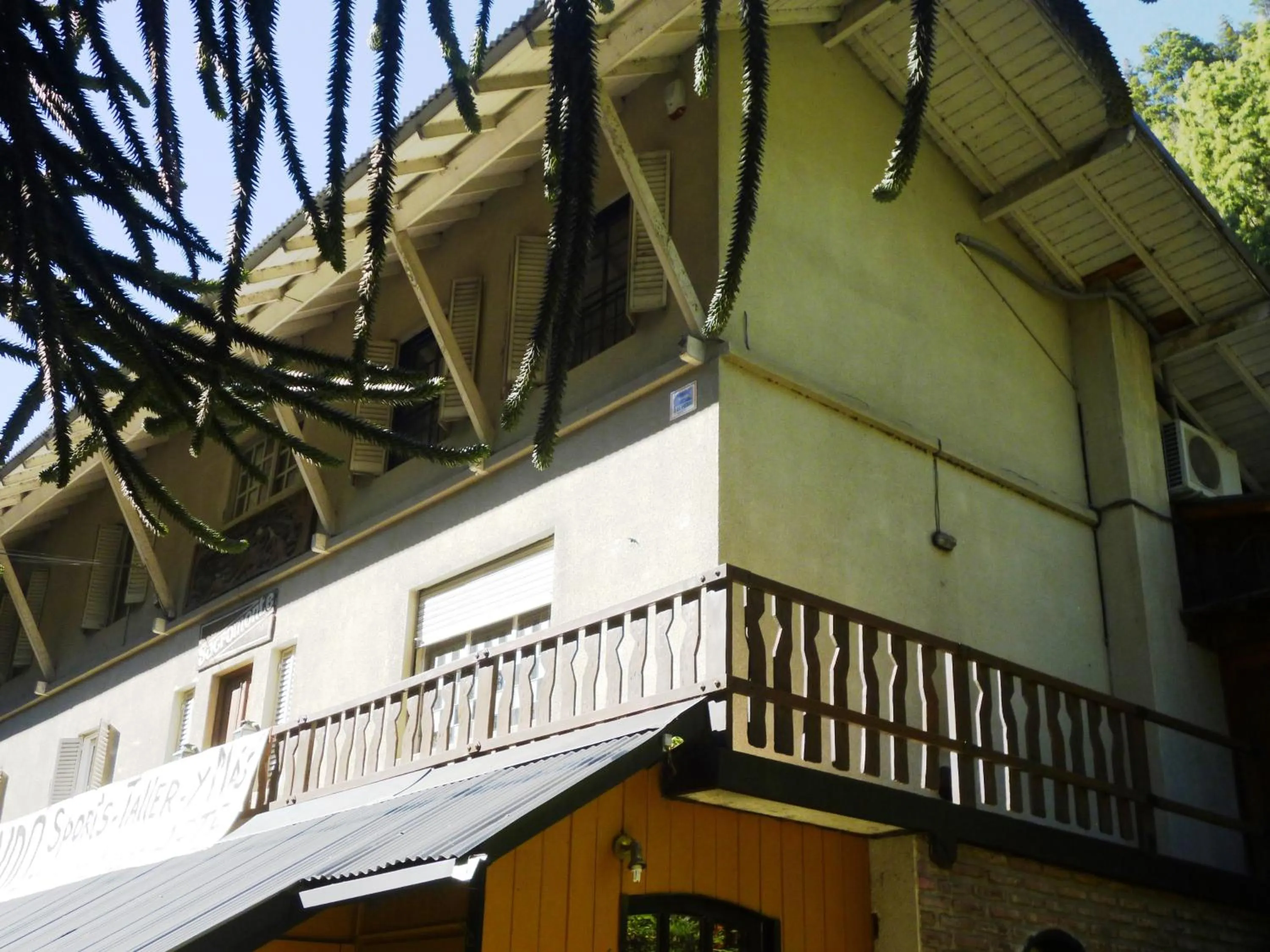 Property building in Sacromonte Apart