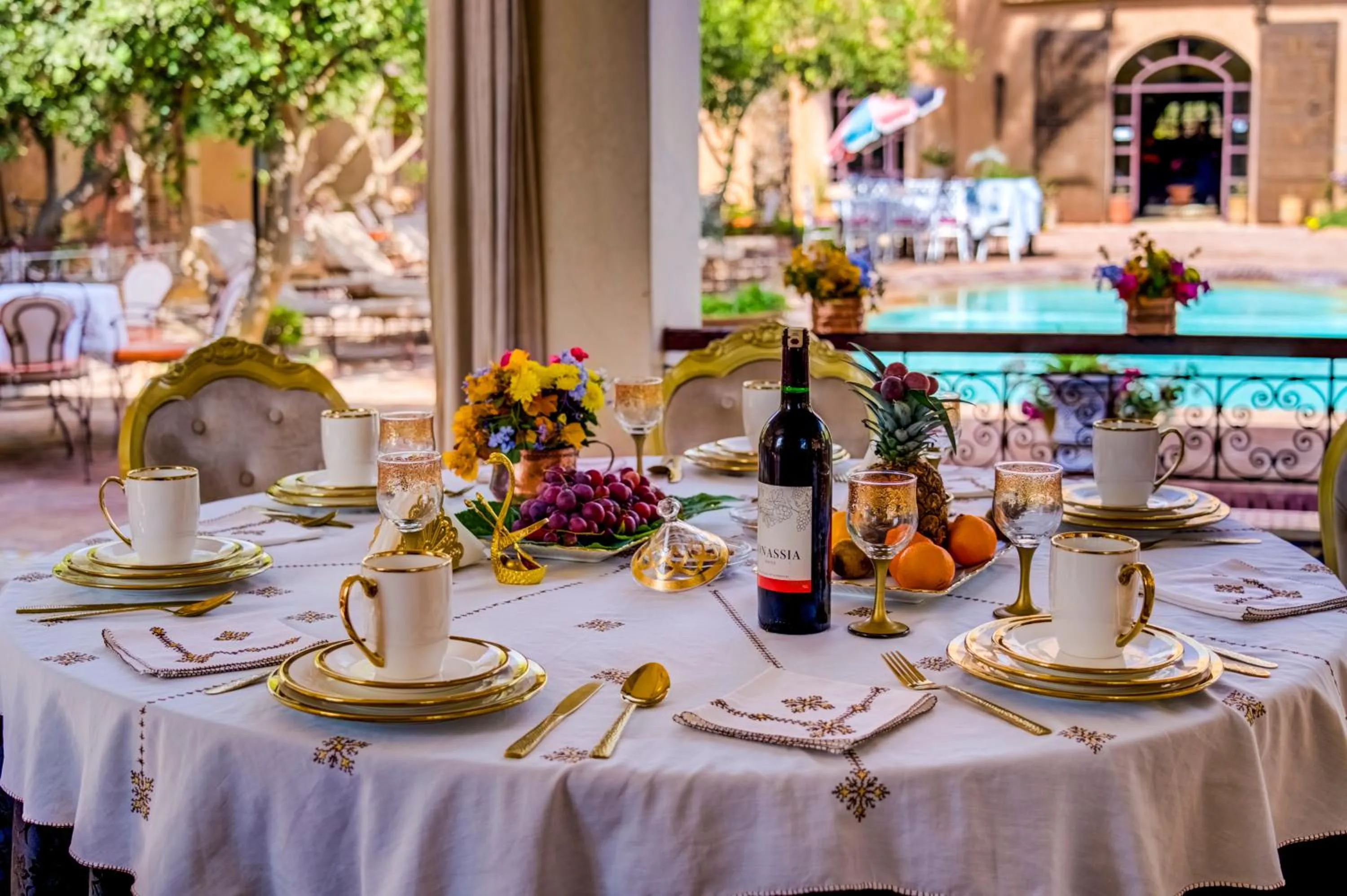Restaurant/places to eat in Riad Jnane Ines