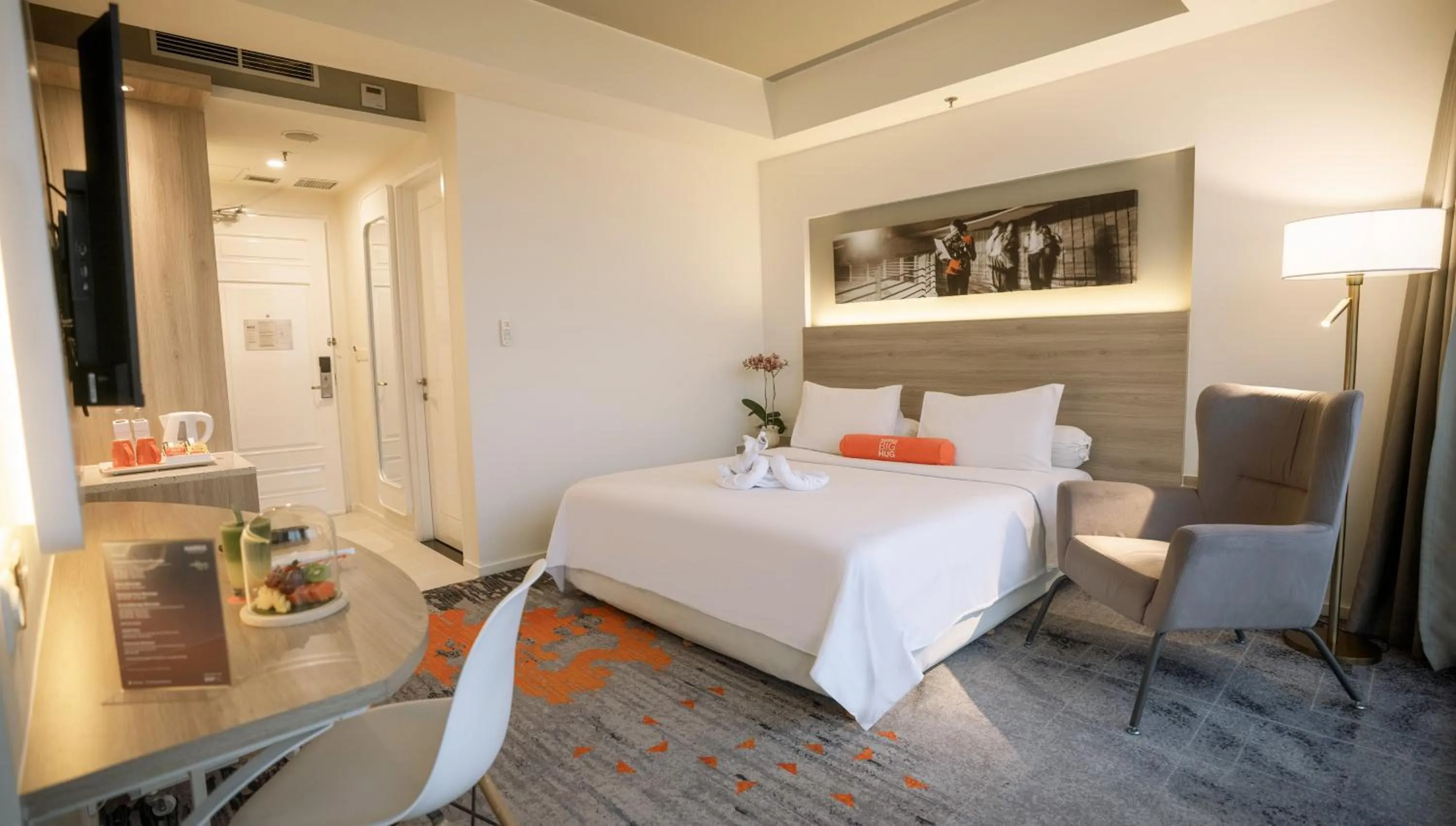 Bed in HARRIS Suites fx Sudirman