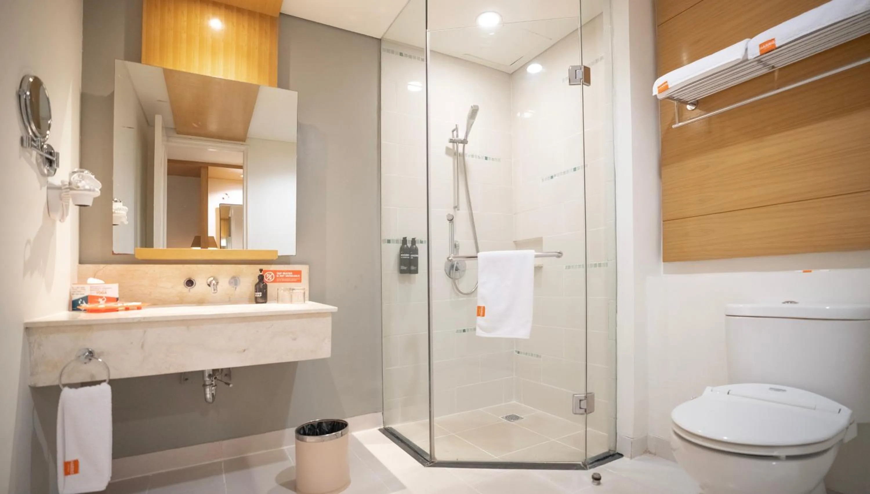 Bathroom in HARRIS Suites fx Sudirman