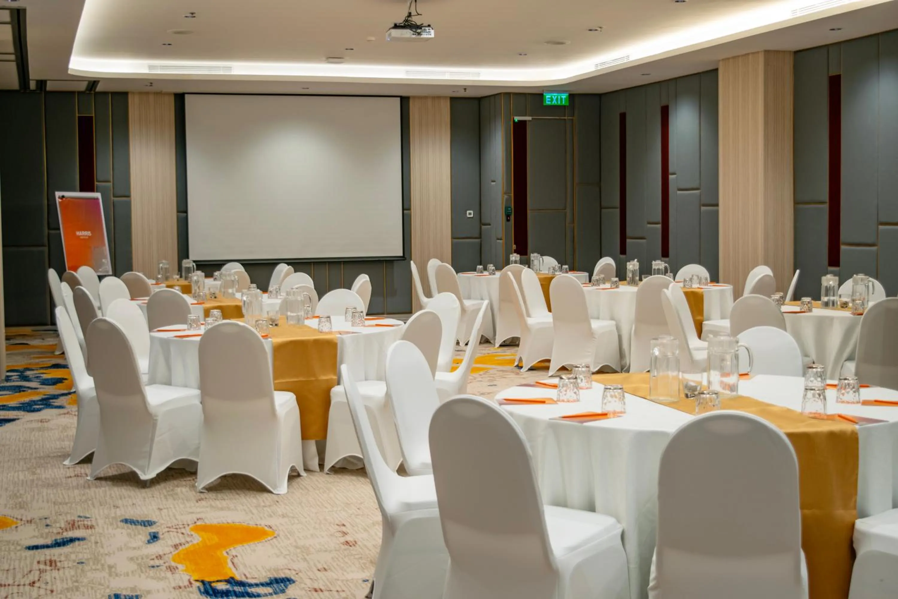 Banquet/Function facilities in HARRIS Suites fx Sudirman