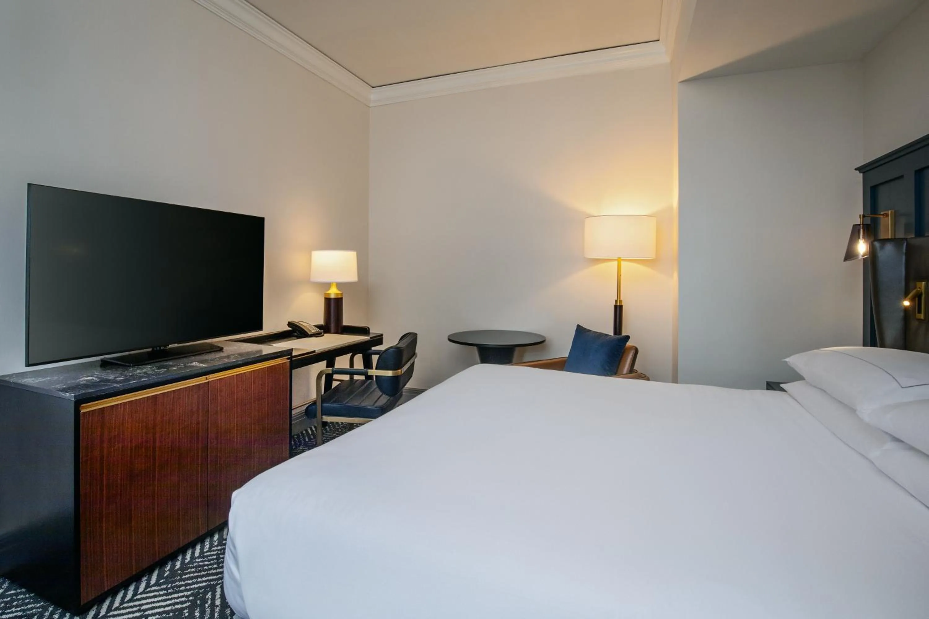 Photo of the whole room, Bed in The Dagny Boston