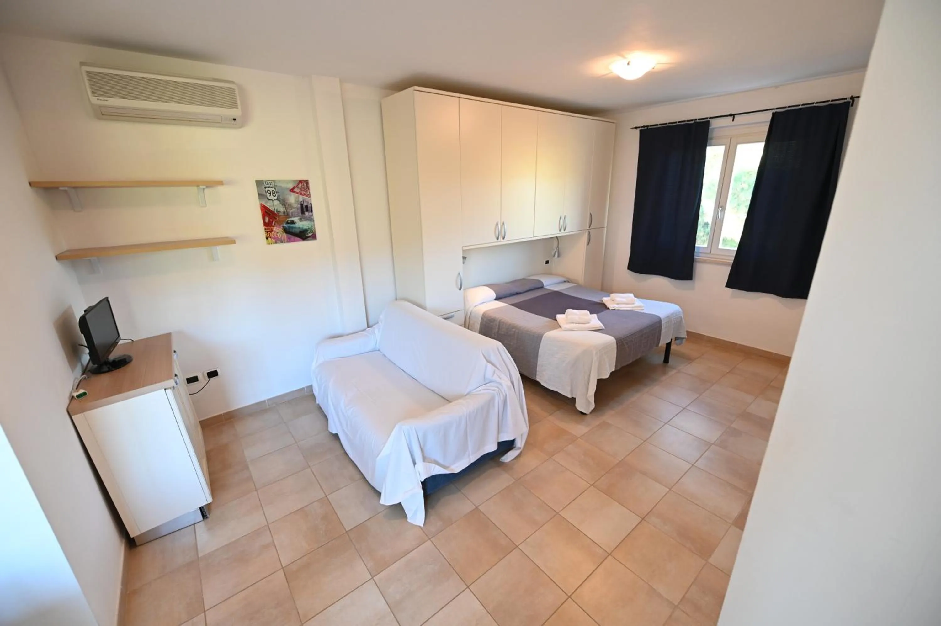 Bed in Aba Village RTA