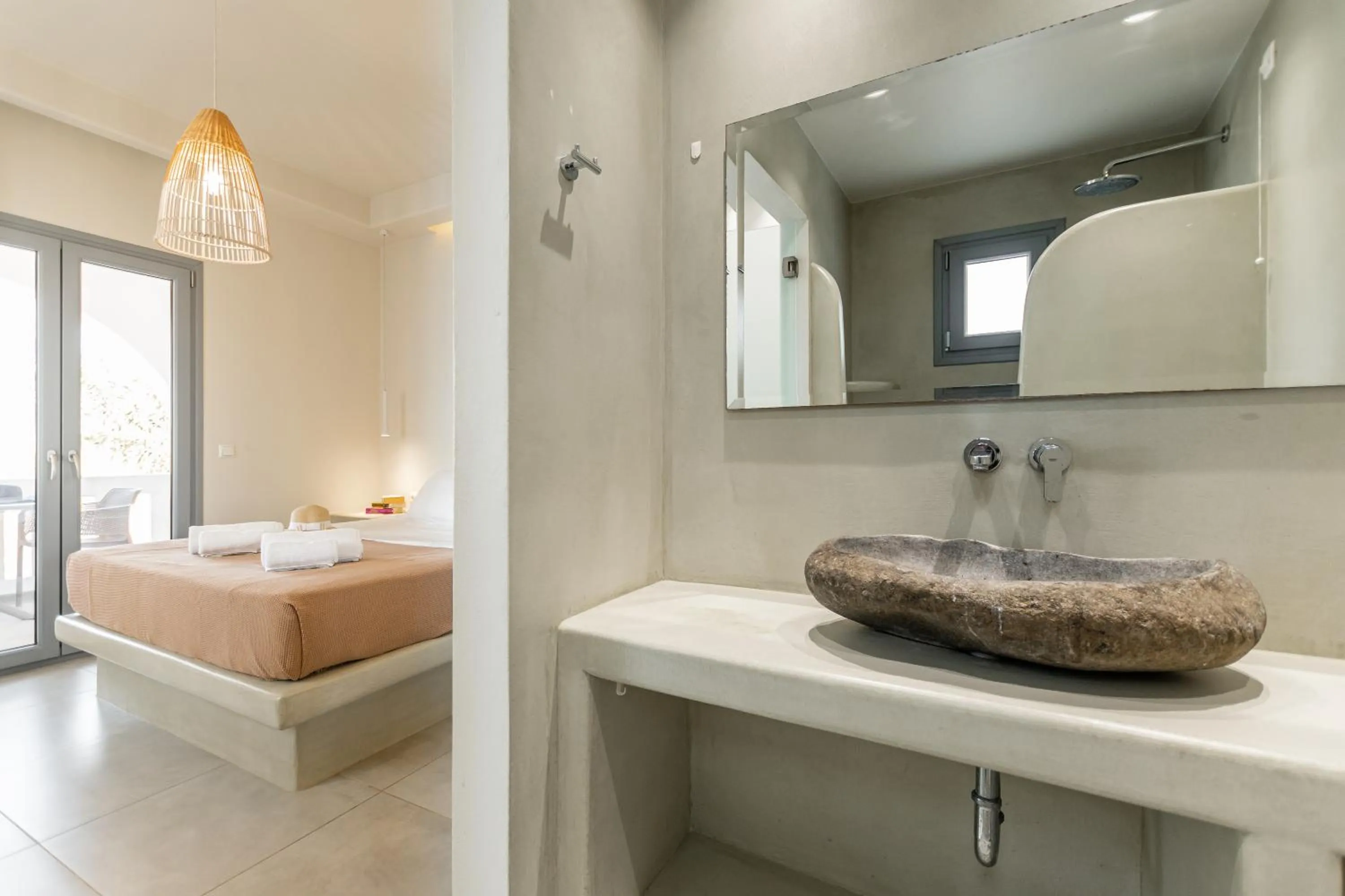 Bed in Plaka Hotel I