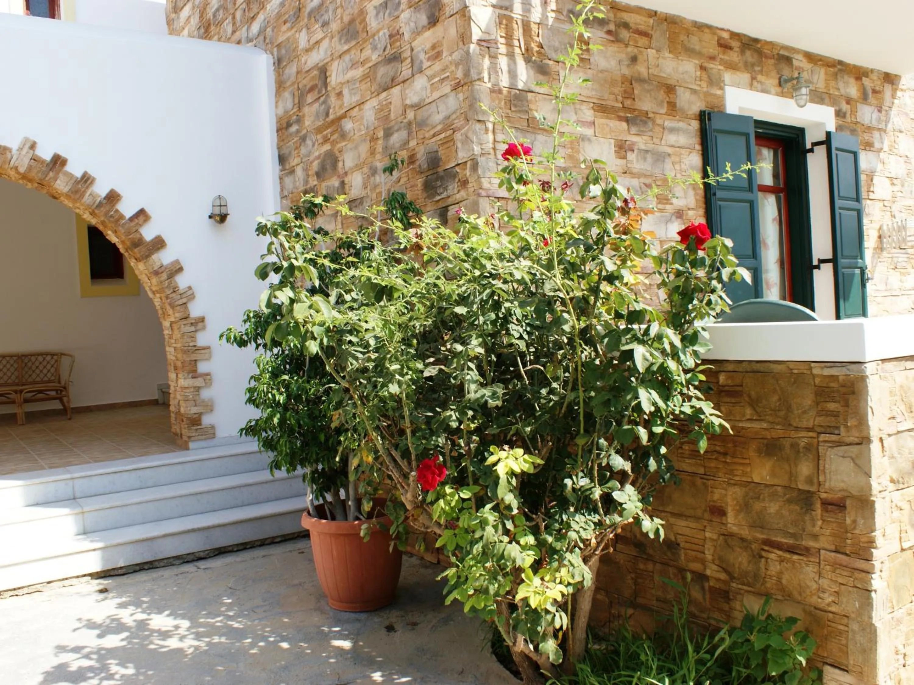 Decorative detail in Plaka Hotel I