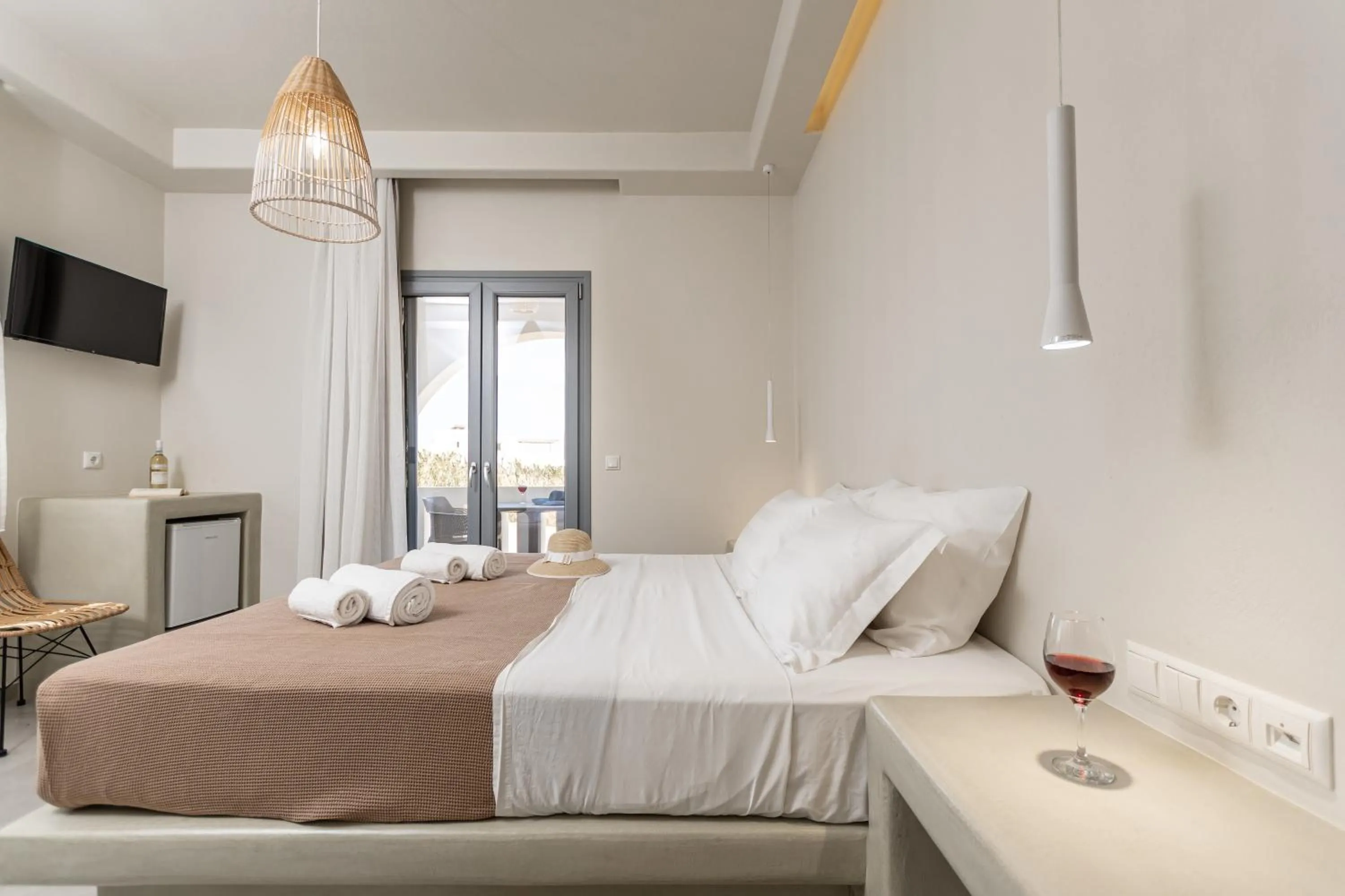 Bed in Plaka Hotel I