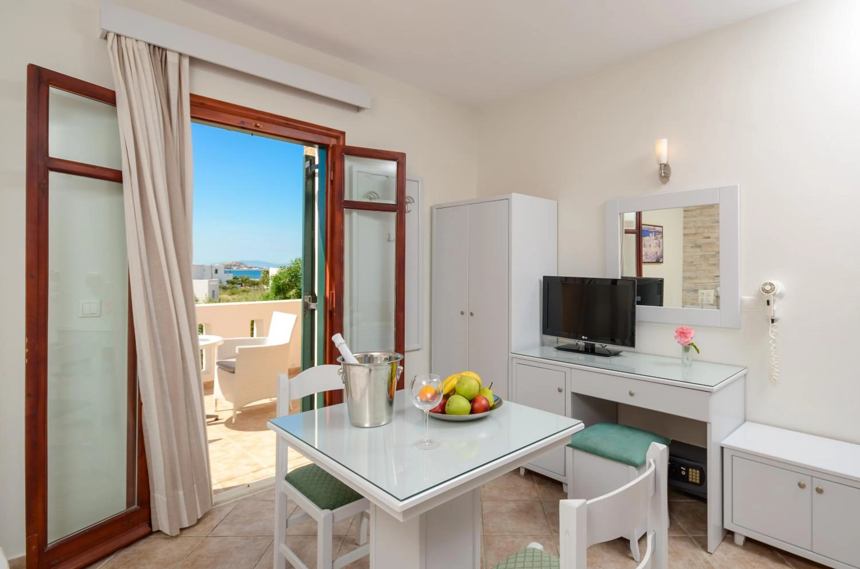 Decorative detail in Plaka Hotel I