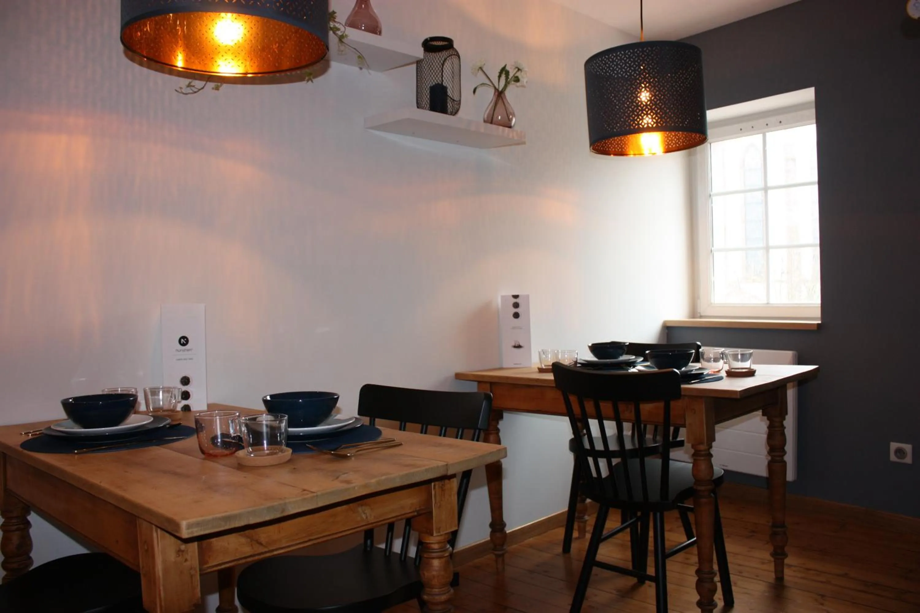 Dining area in Théière & Couverts - Les Chambres