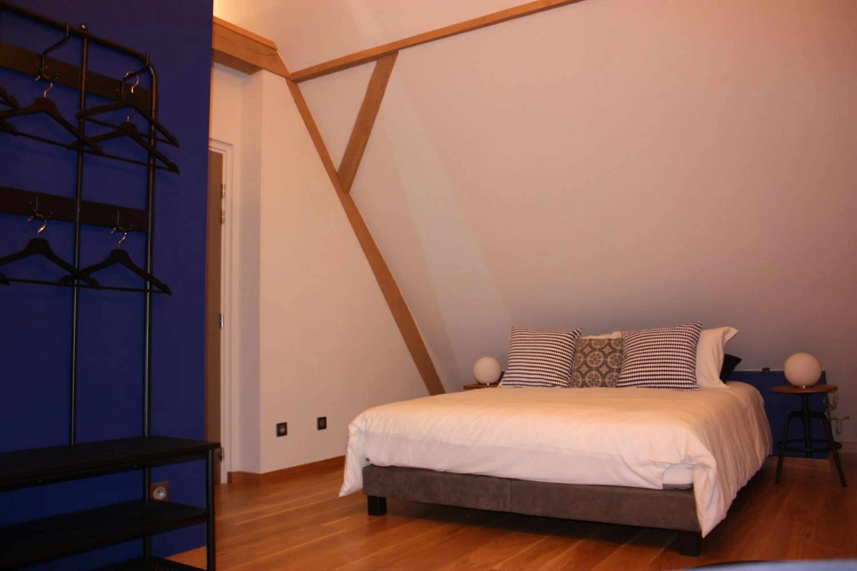 Bed in Théière & Couverts - Les Chambres