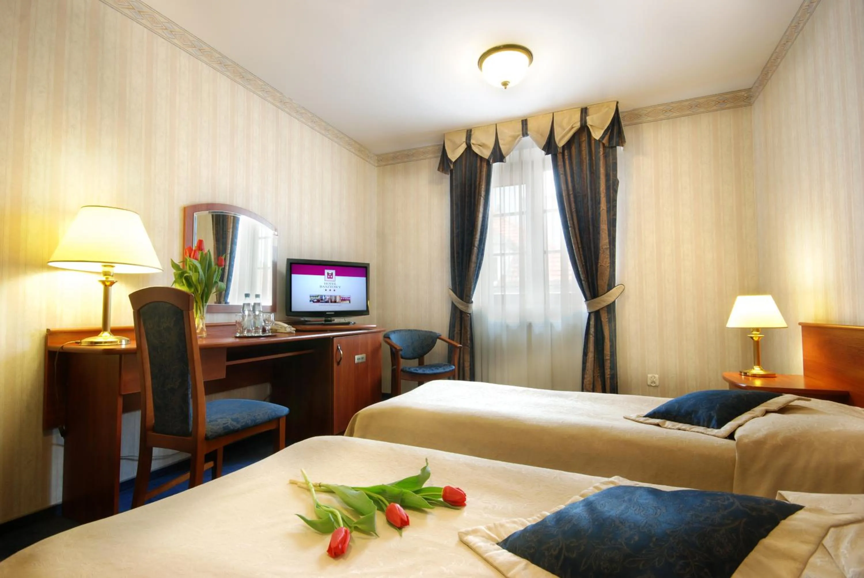 Photo of the whole room, Bed in Hotel Basztowy