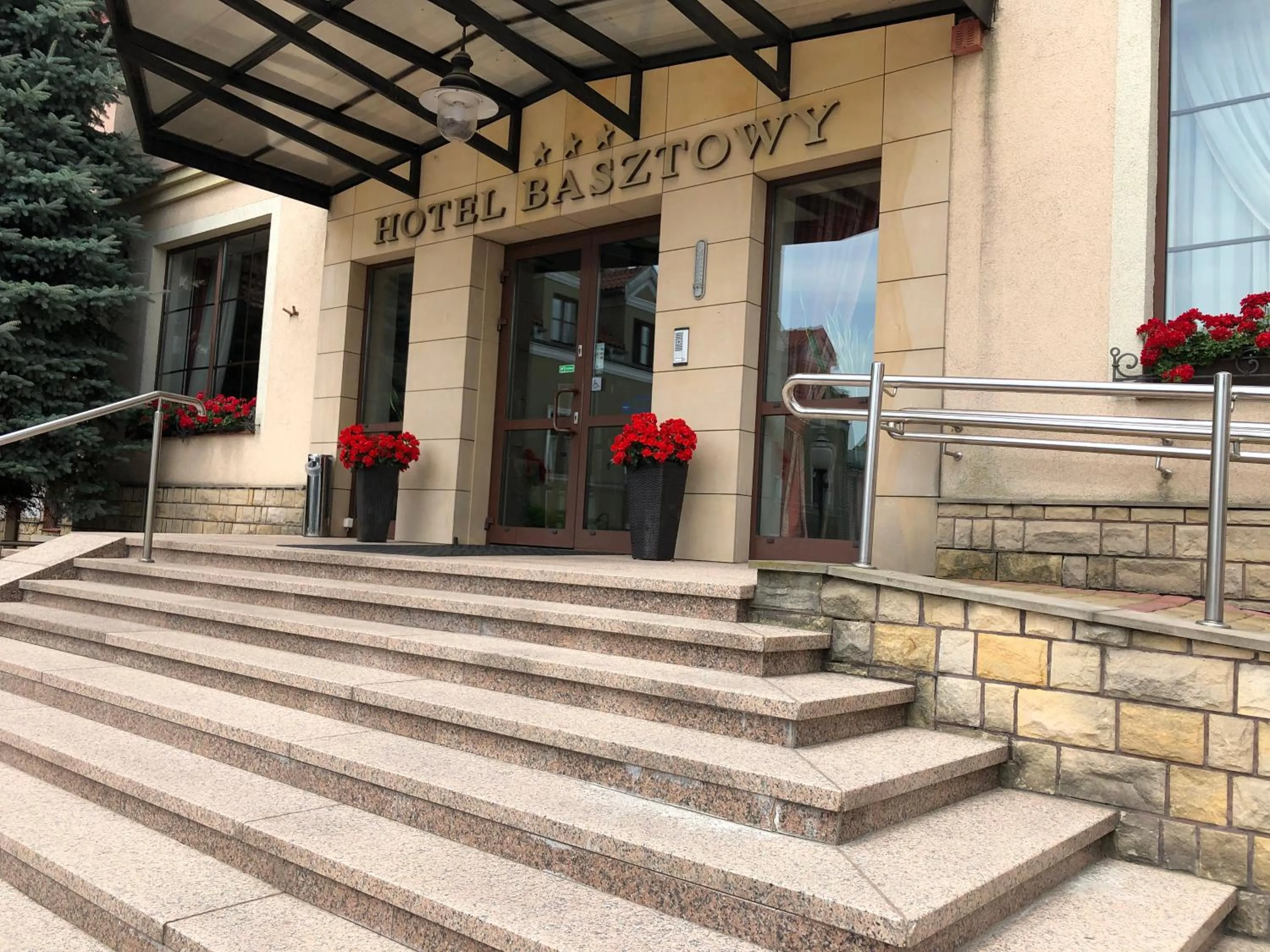 Property building in Hotel Basztowy