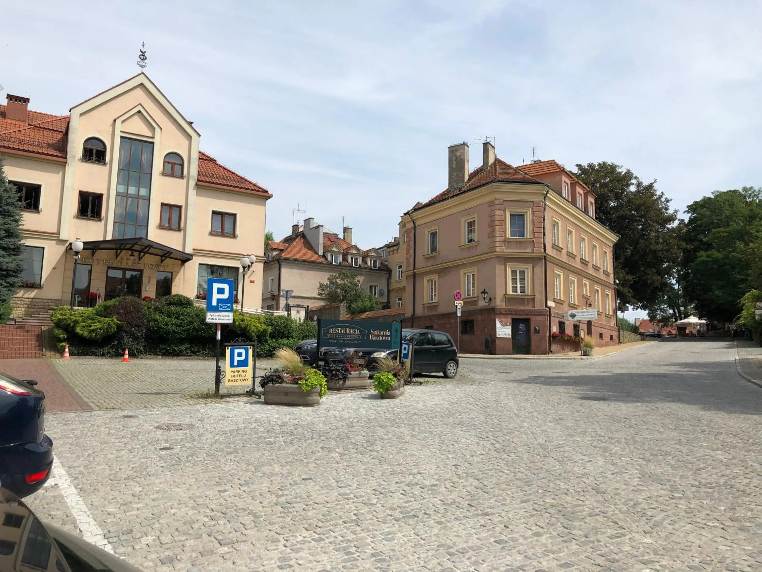 Property building in Hotel Basztowy