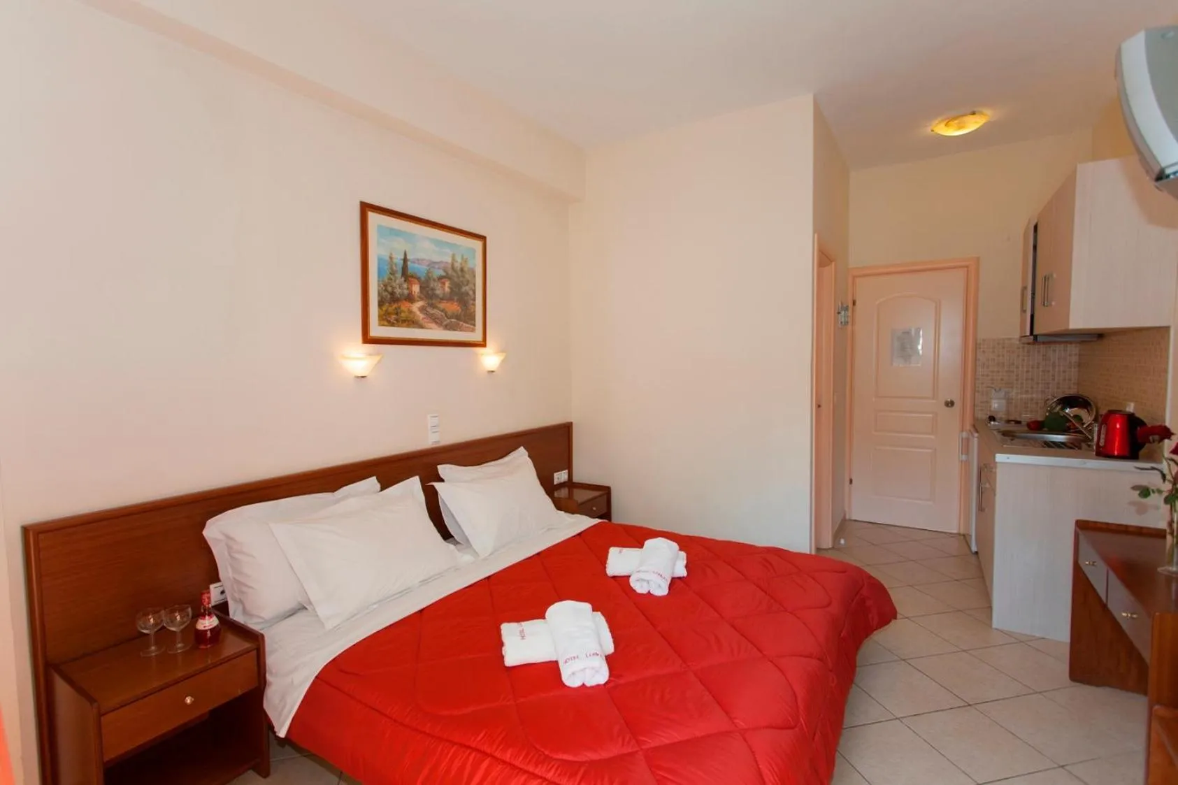 Photo of the whole room, Bed in Hotel Loukas Vrachos