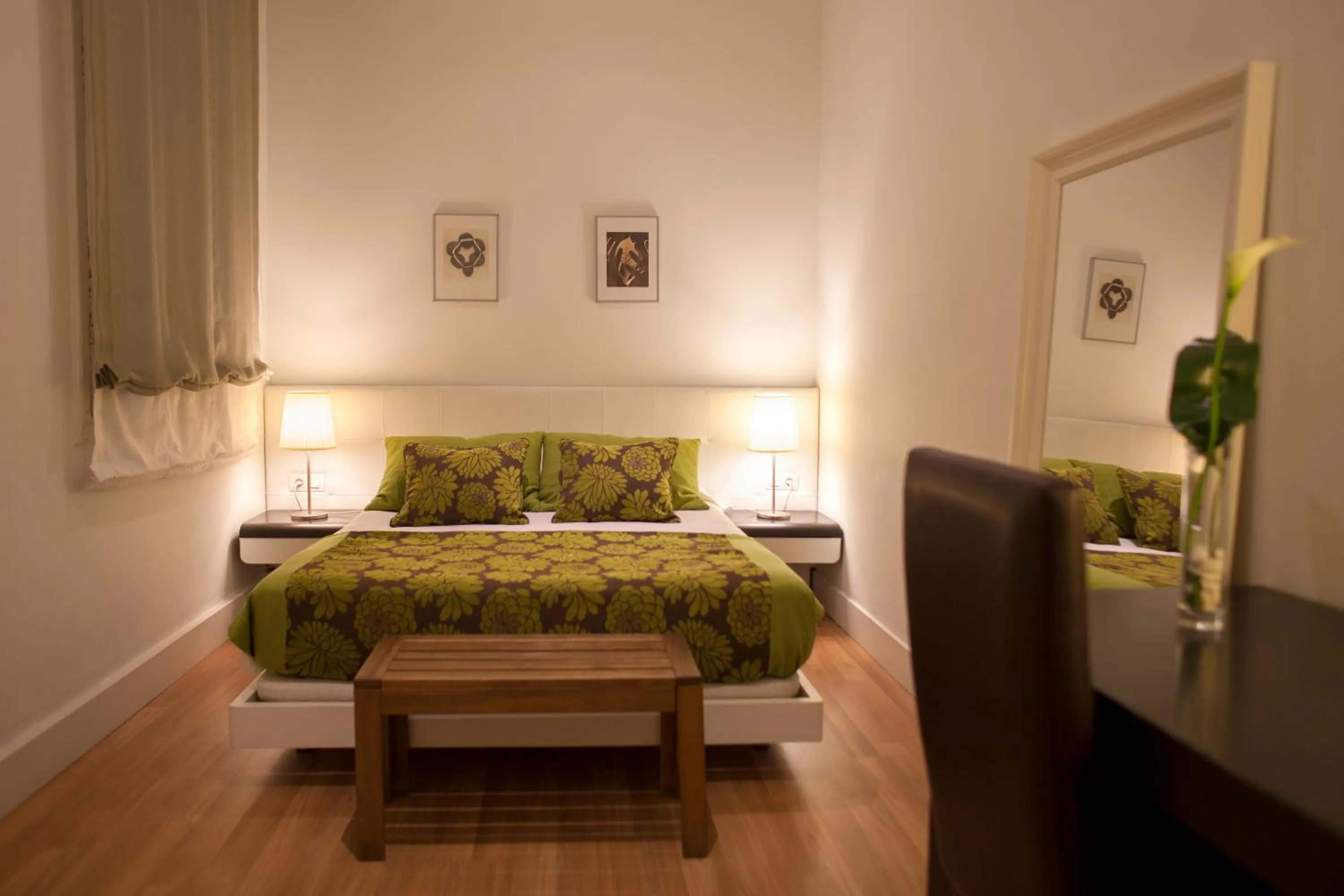 Photo of the whole room, Bed in Hostal Goya