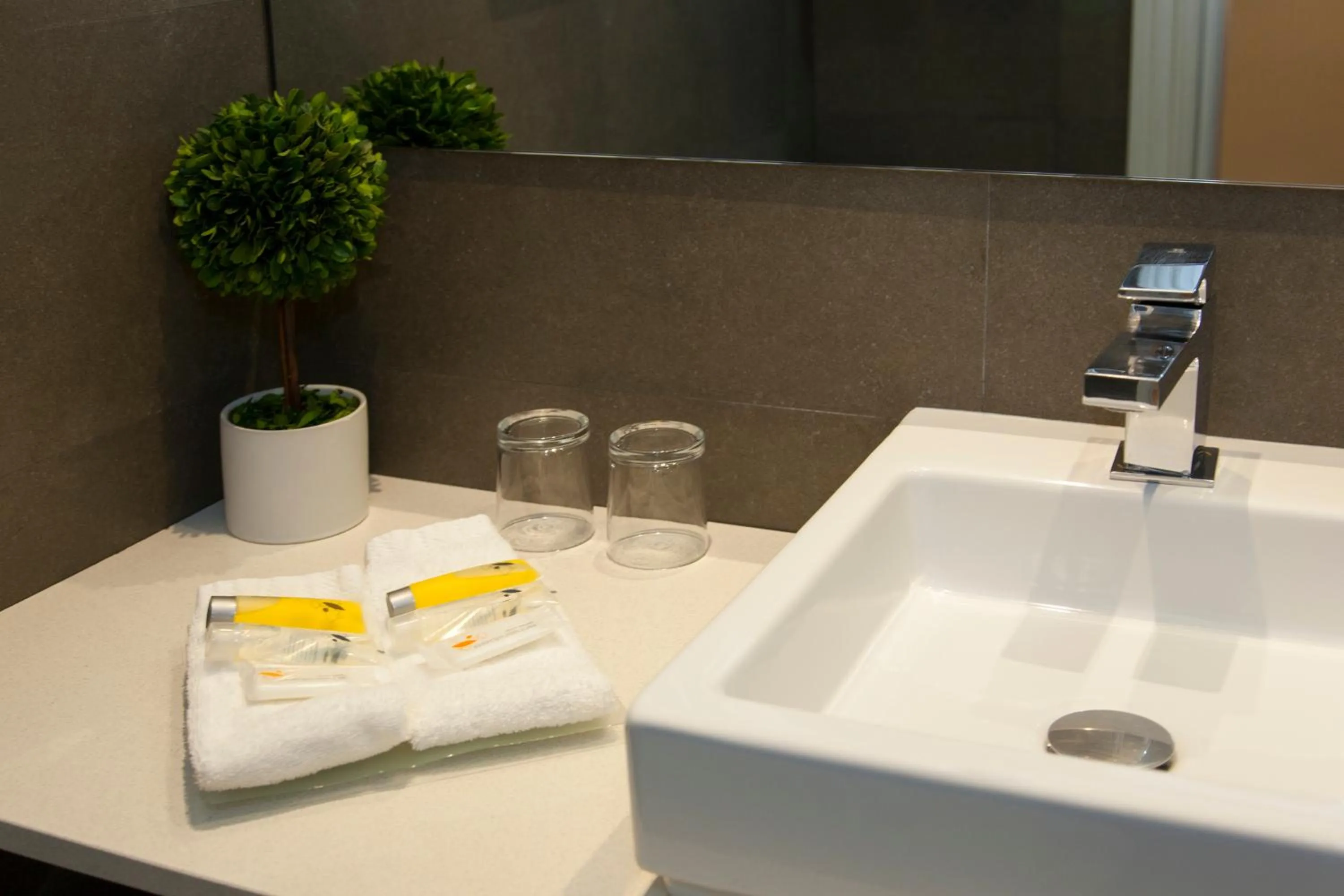 Bathroom in Hostal Goya