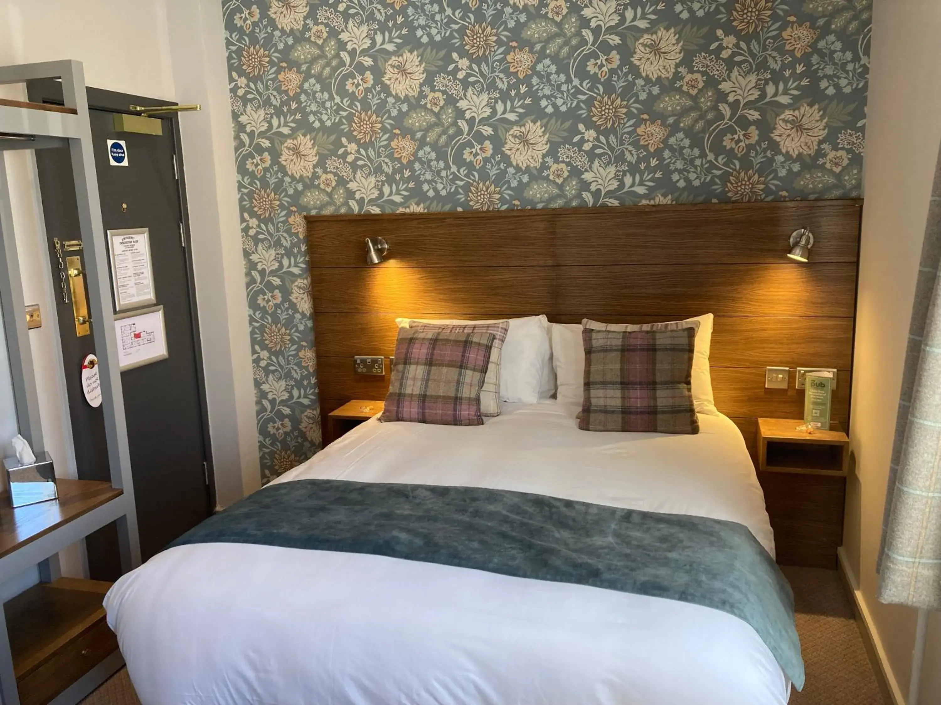 Family Room in The Abbey Inn Family Room in The Abbey Inn