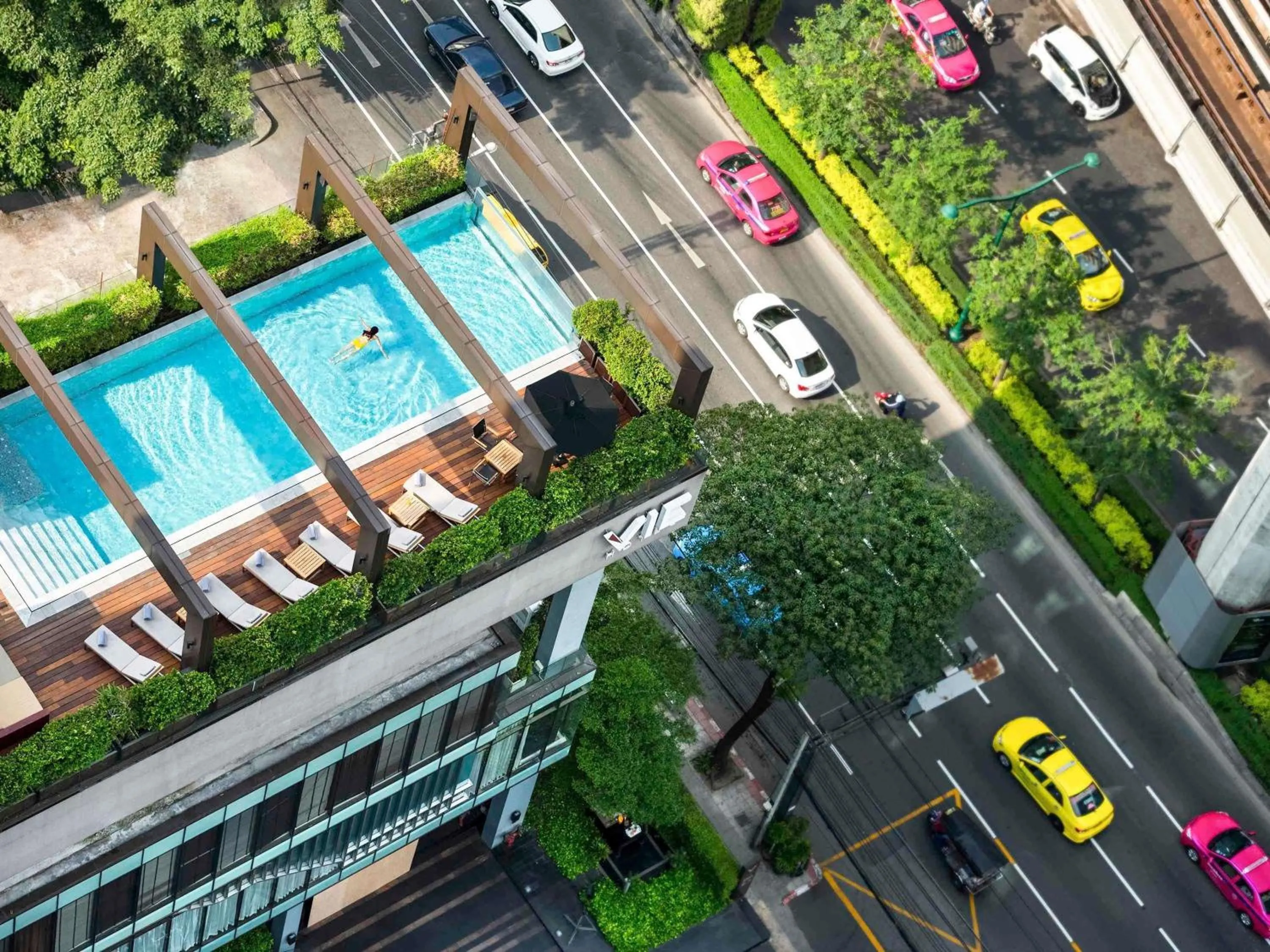 Lounge or bar in VIE Hotel Bangkok - MGallery Collection