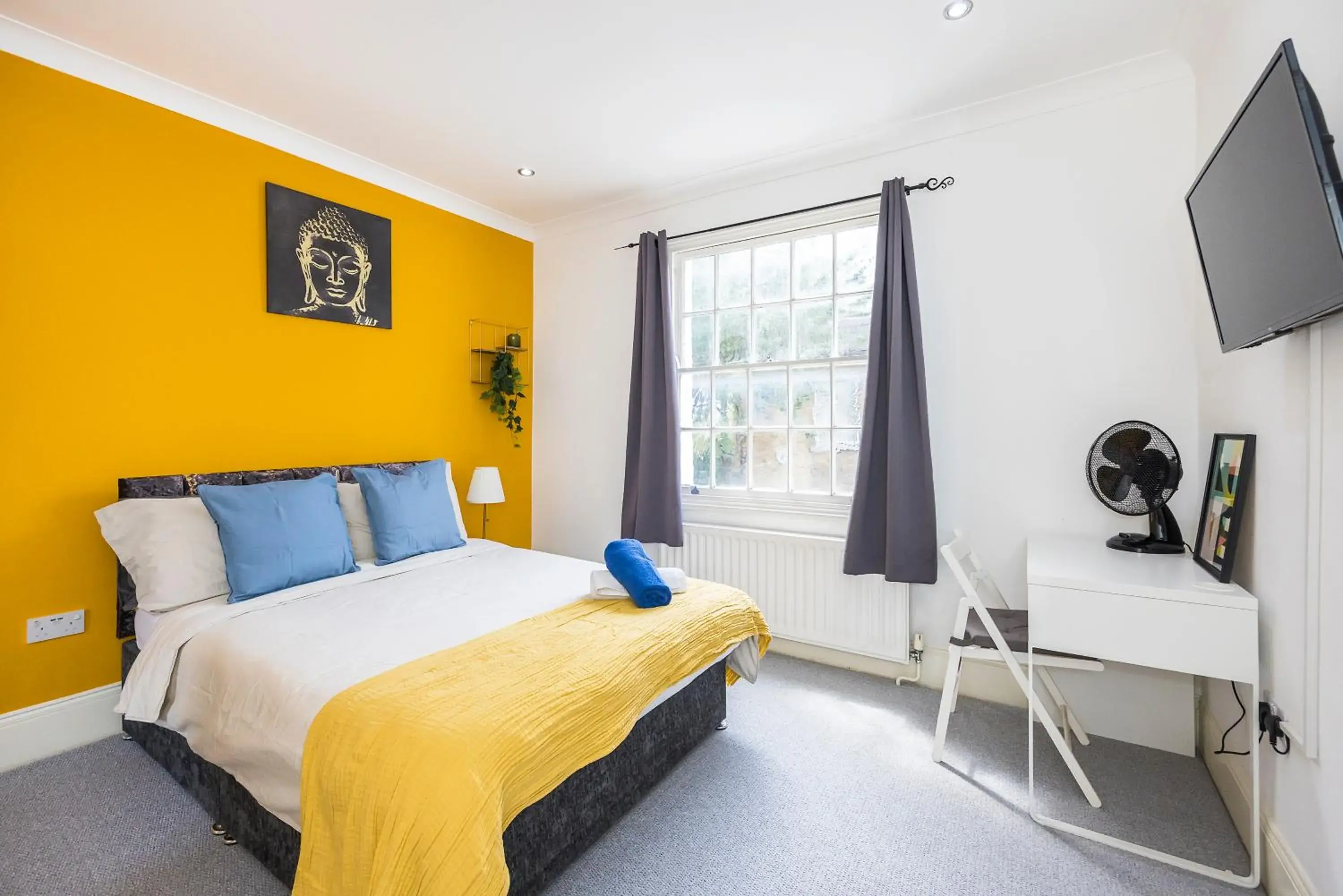 Queen Room with Shared Bathroom in Islington Quarter Queen Room with Shared Bathroom in Islington Quarter