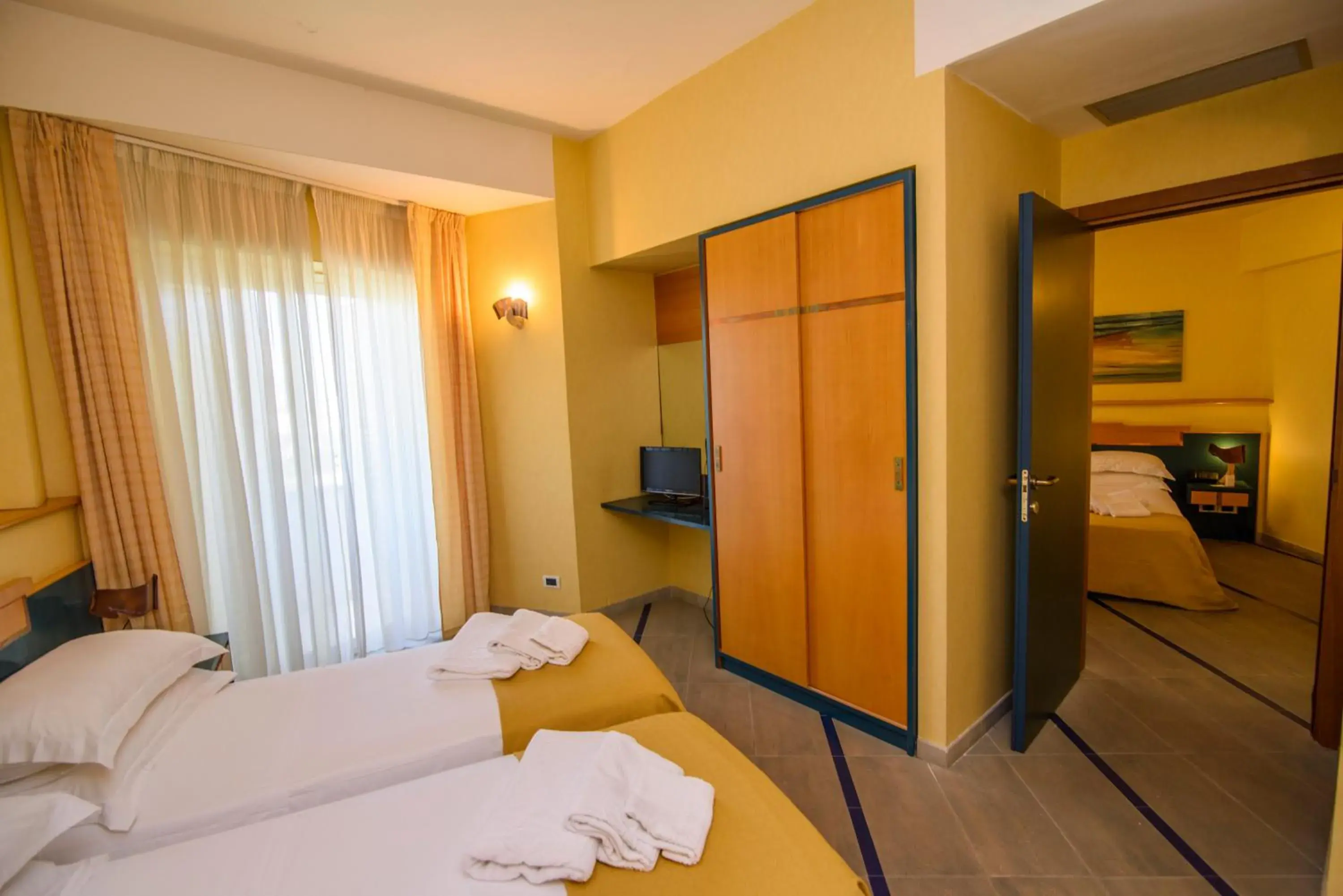 Photo of the whole room in Grand Hotel President Photo of the whole room in Grand Hotel President