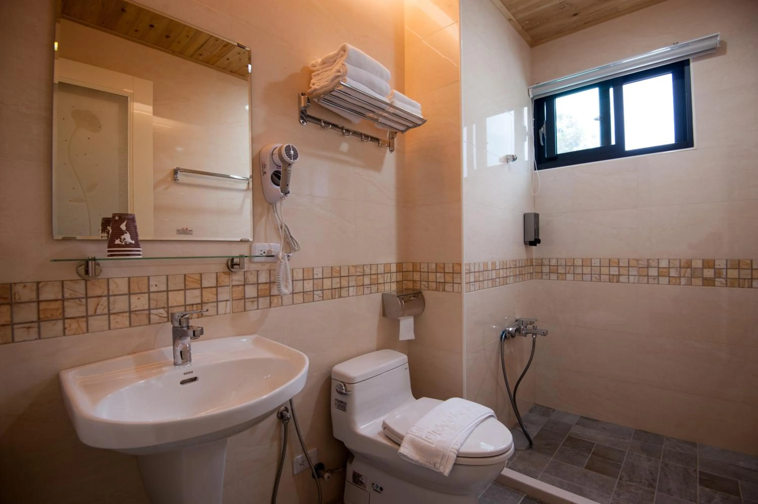 Bathroom in Habitat Heart B&B