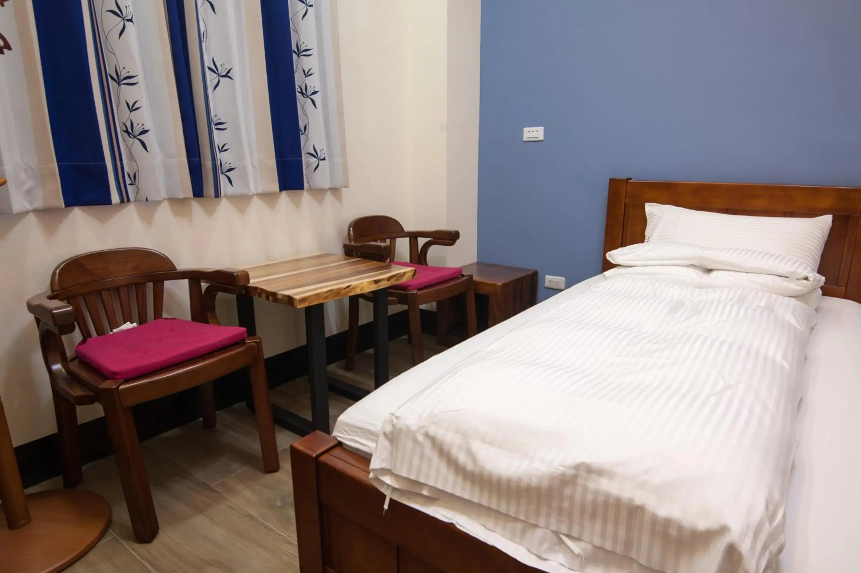 Bed in Habitat Heart B&B Bed in Habitat Heart B&B