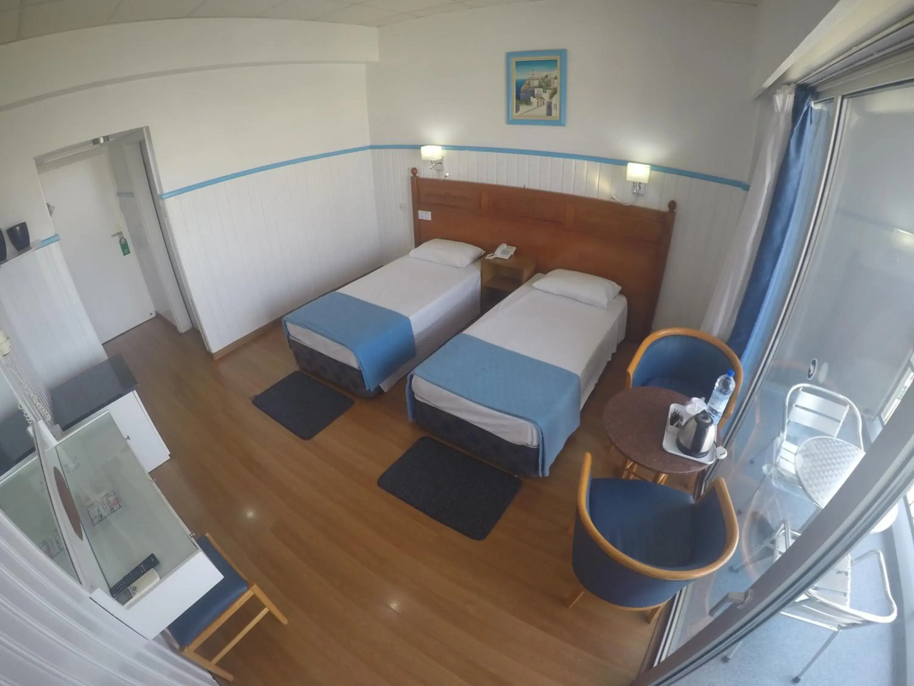 Twin Room with Balcony in Asty Hotel Twin Room with Balcony in Asty Hotel