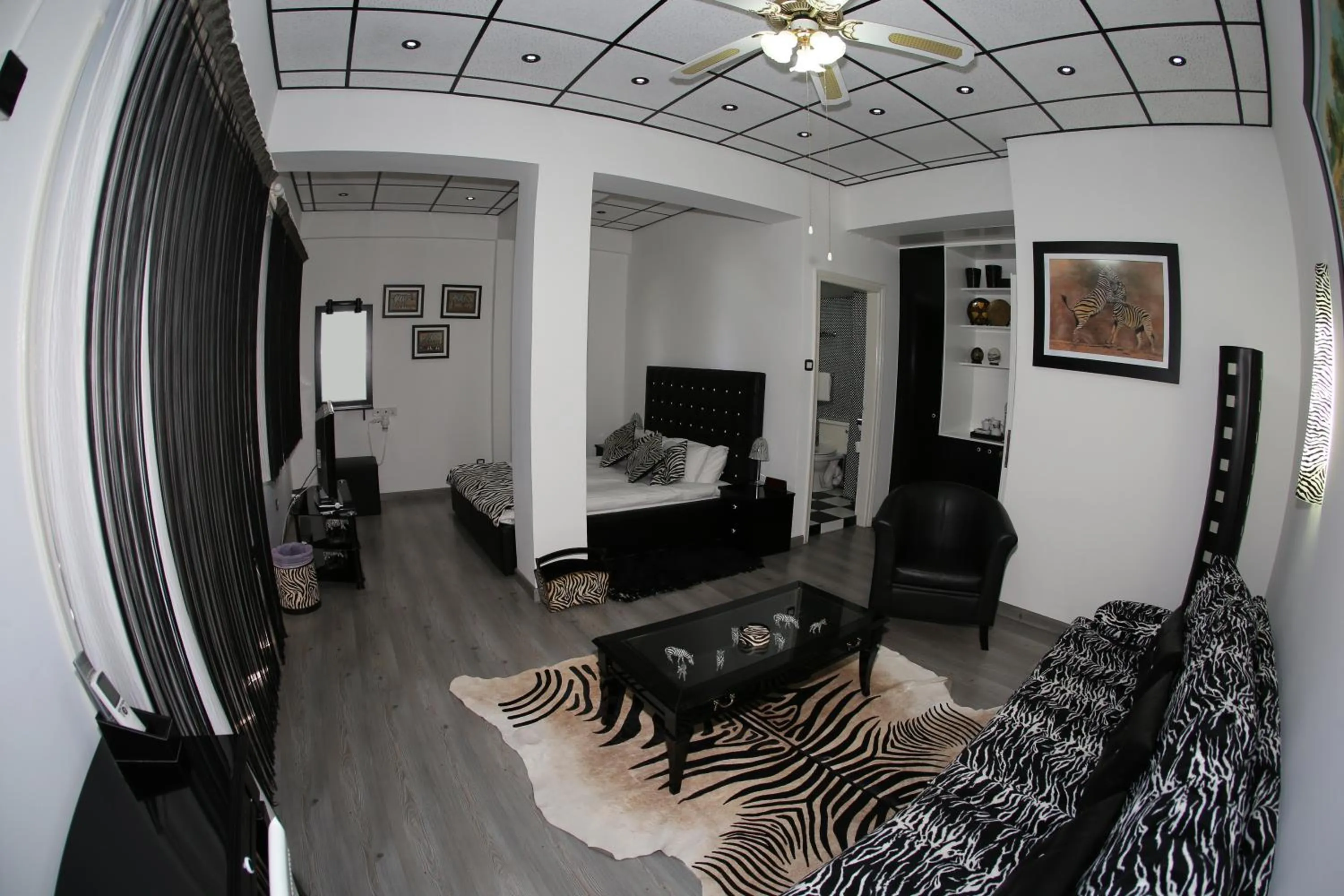 Photo of the whole room, Bed in Asty Hotel