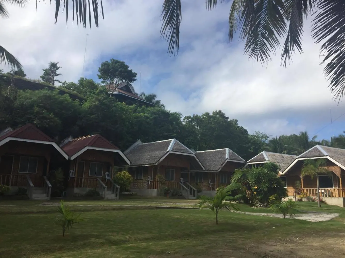 Cliff Side Beach Resort and Cottages