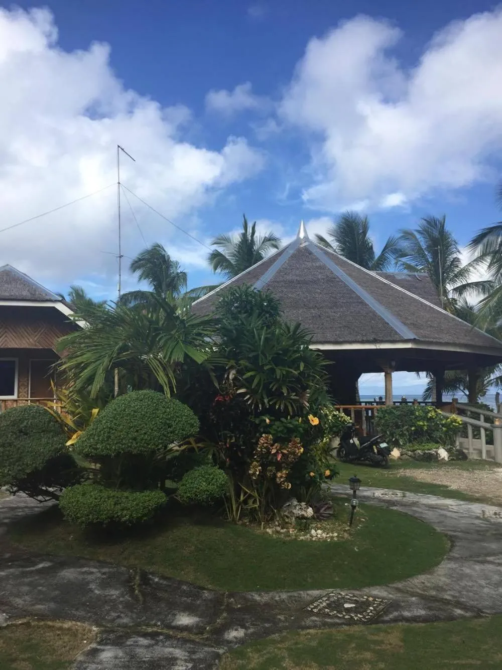 Cliff Side Beach Resort and Cottages