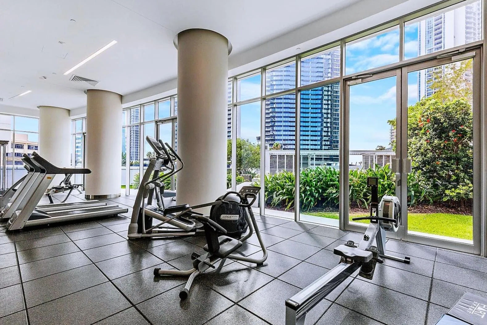 Fitness centre/facilities in H Luxury Residence Apartments - Holiday Paradise