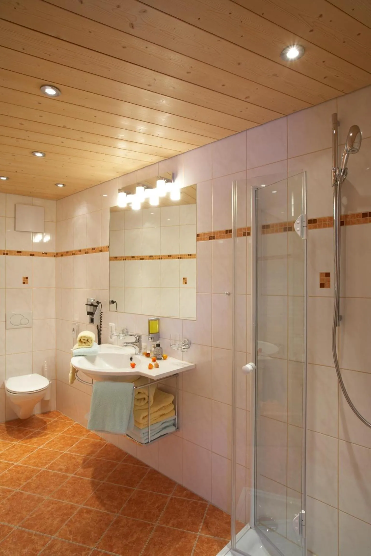 Bathroom in Gästehaus am Graben