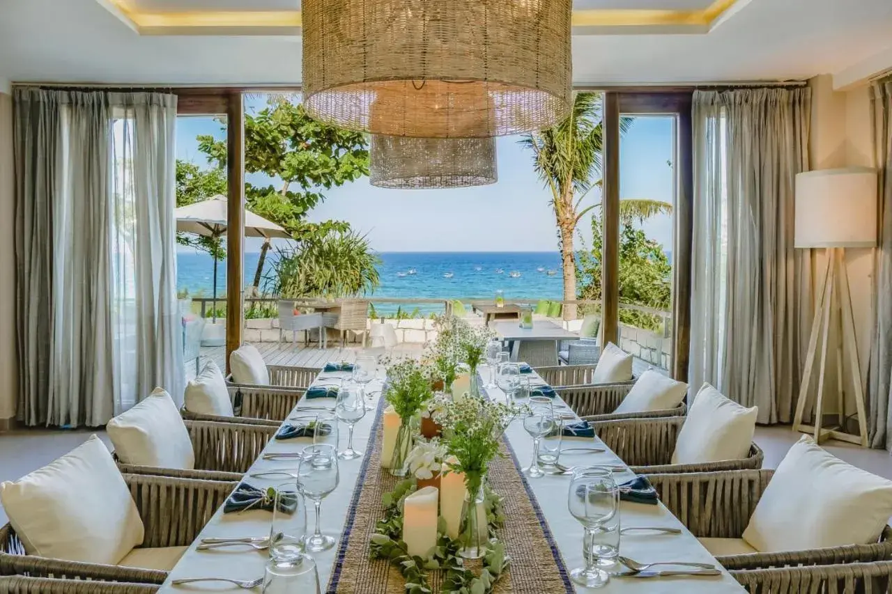 Restaurant/places to eat in Crown Retreat Quy Nhon Resort Restaurant/places to eat in Crown Retreat Quy Nhon Resort