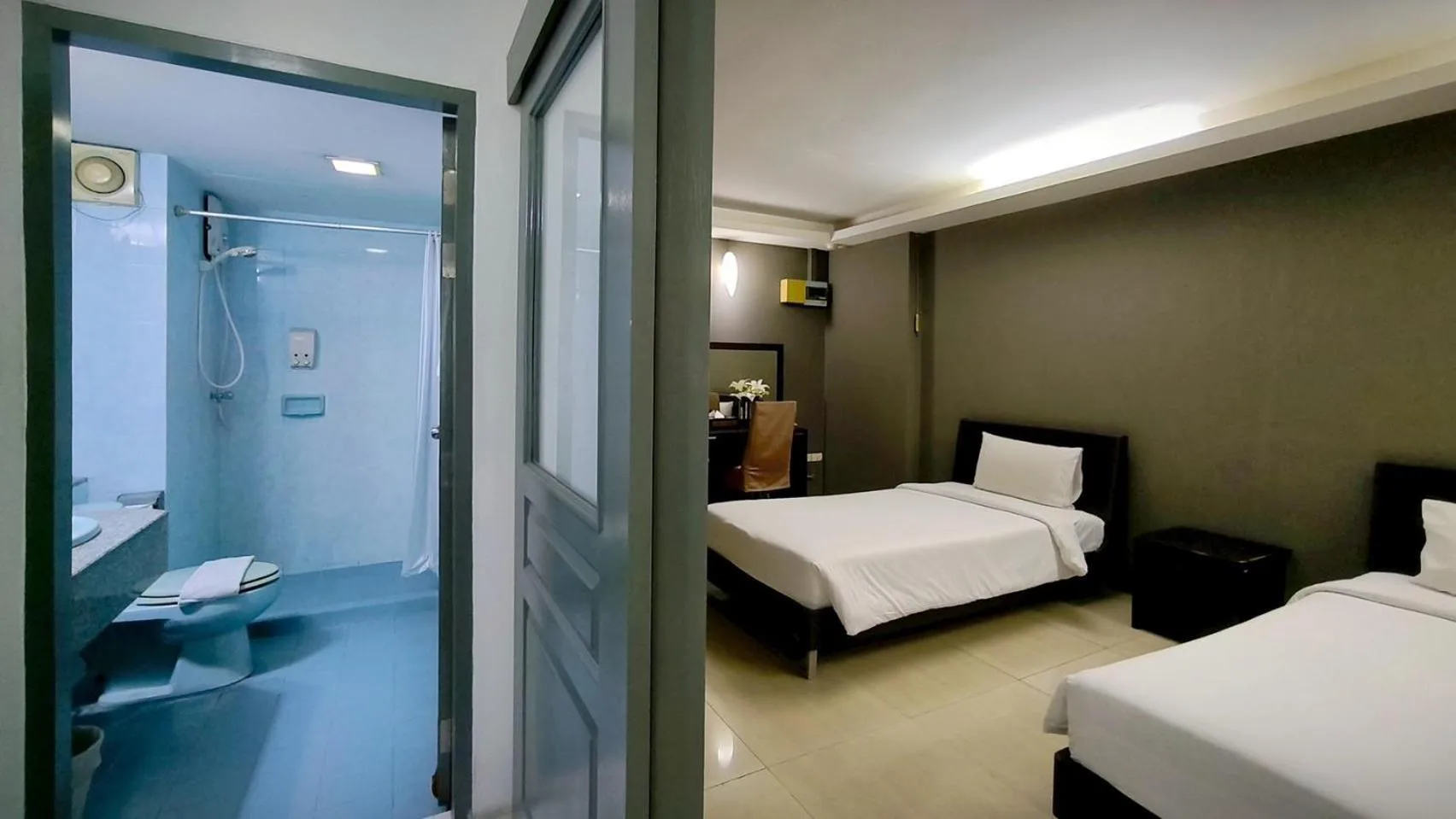 Bed in Centric Place Hotel