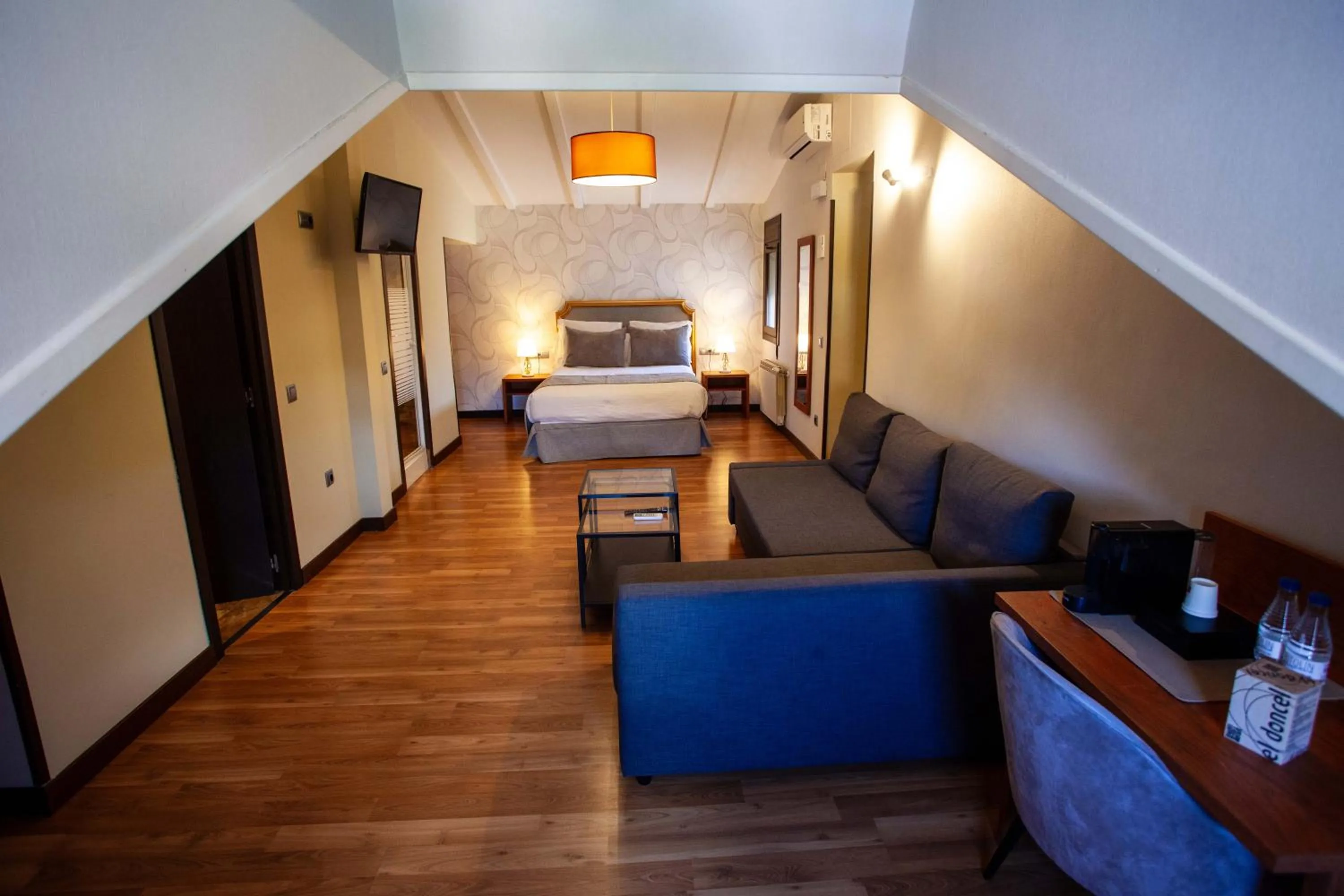 Bed in Hotel El Doncel