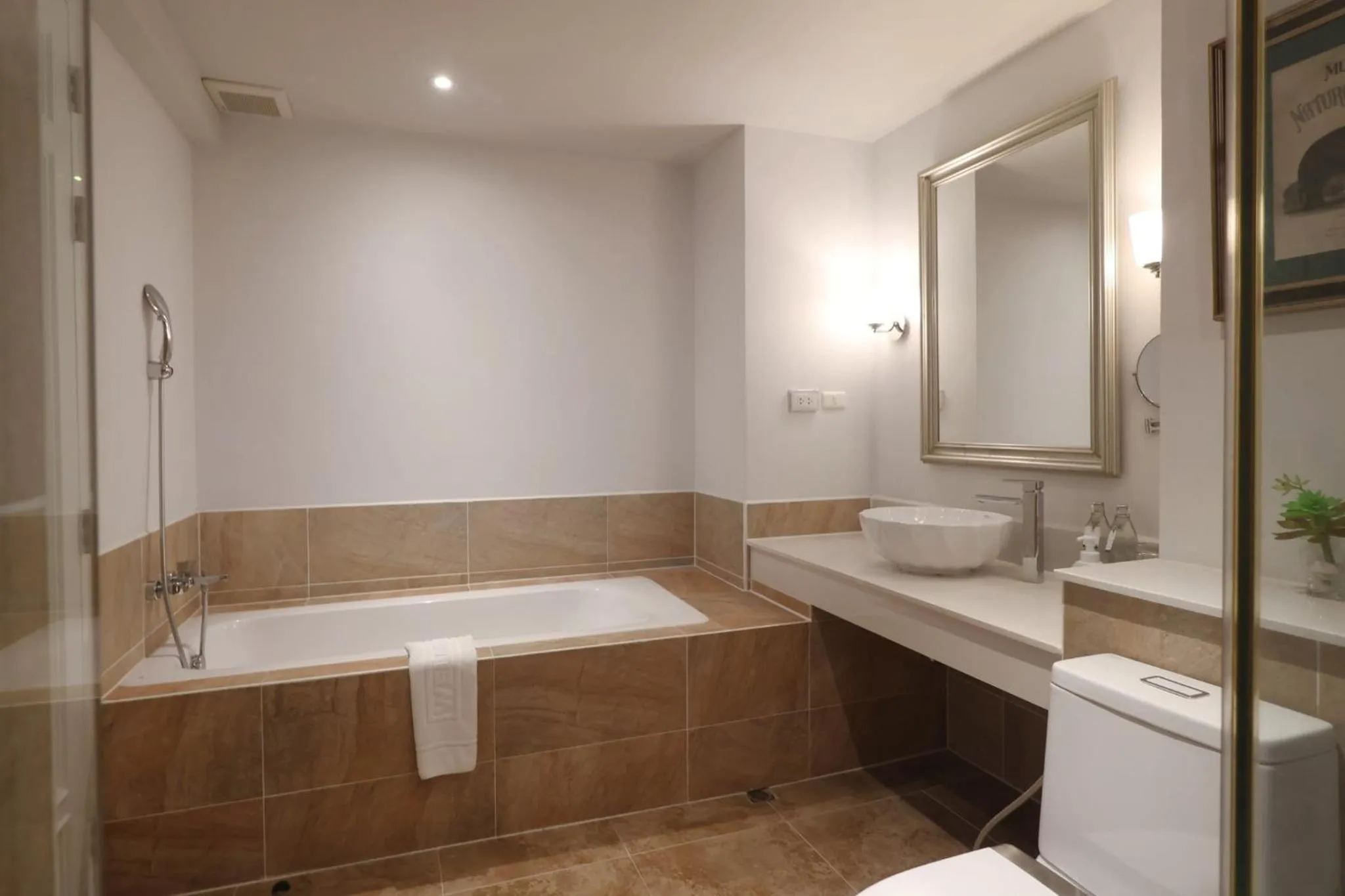 Shower in Sabai Sabai Chiangmai