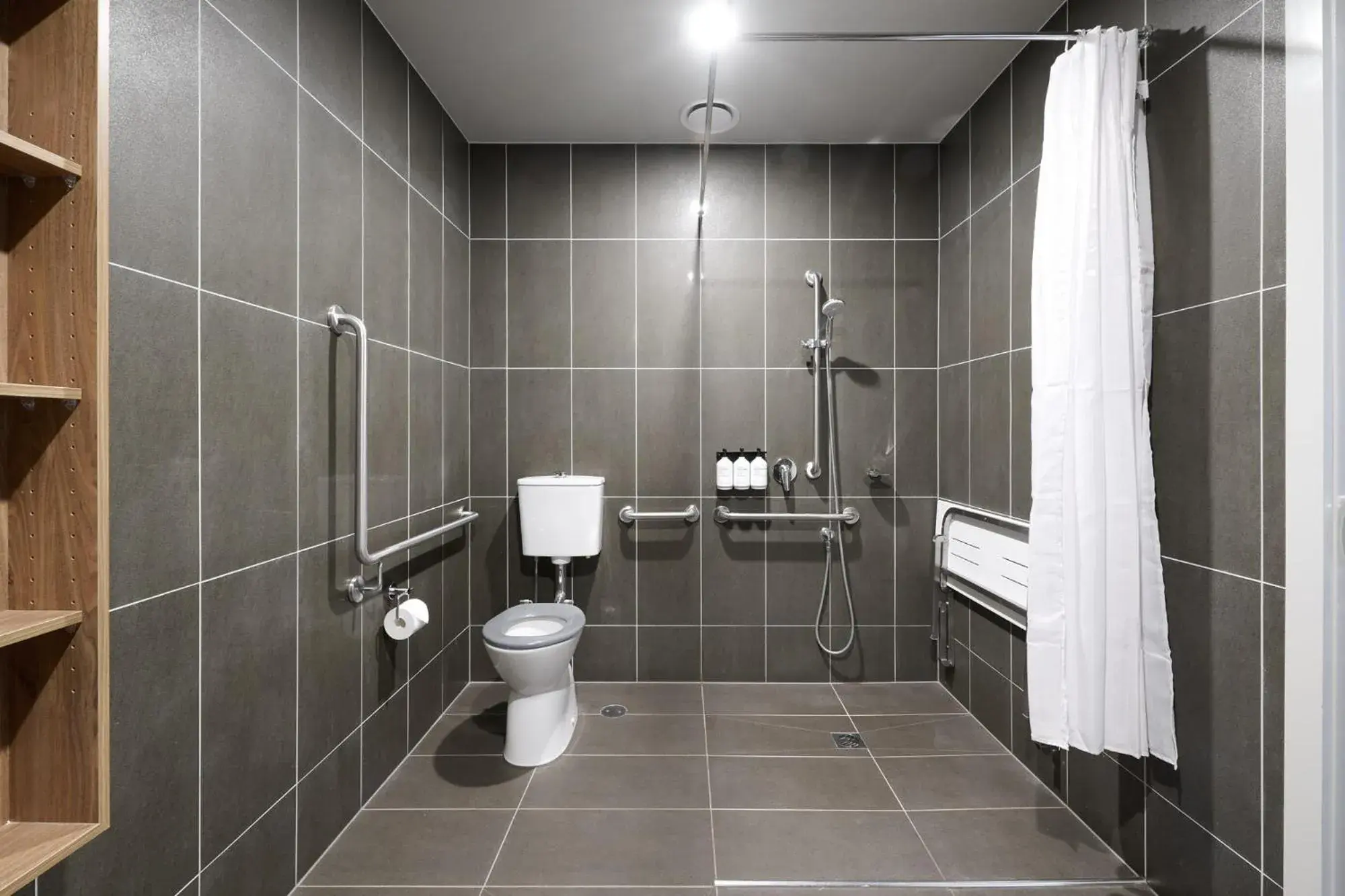 Double Room - Disability Access in Abode Murrumbateman Double Room - Disability Access in Abode Murrumbateman