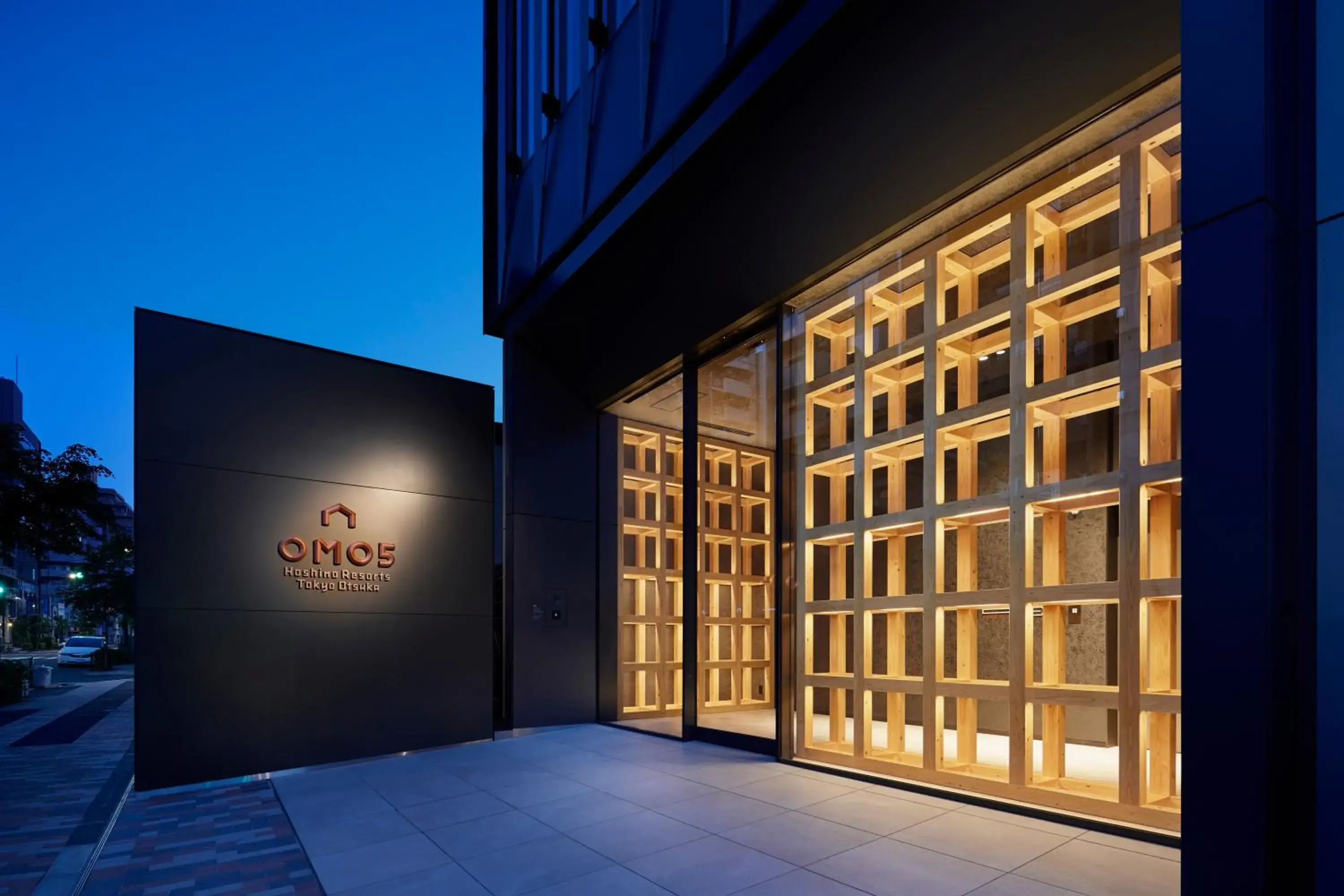Facade/entrance in OMO5 Tokyo Otsuka by Hoshino Resorts Facade/entrance in OMO5 Tokyo Otsuka by Hoshino Resorts