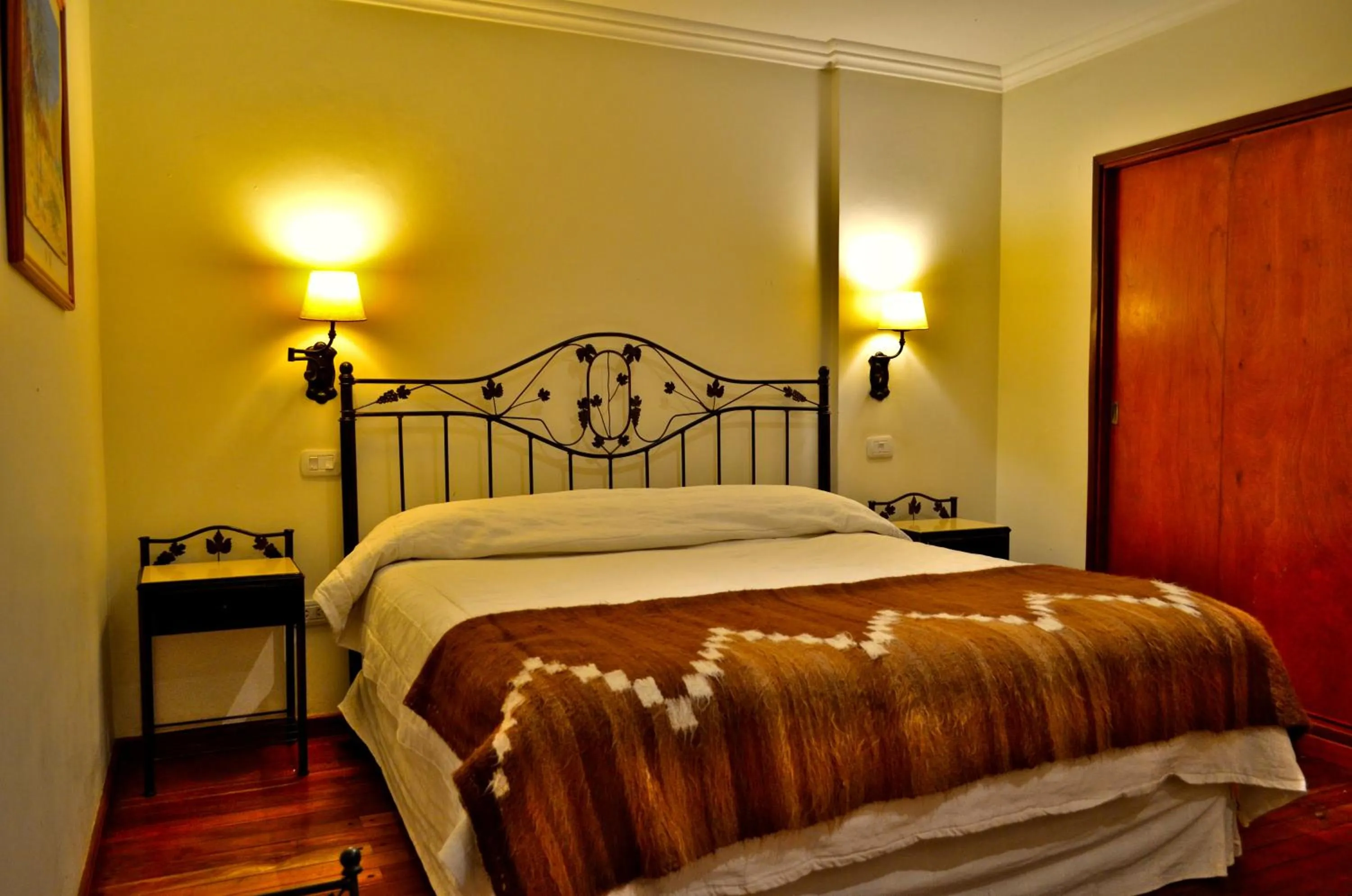 Bed in Hotel Asturias