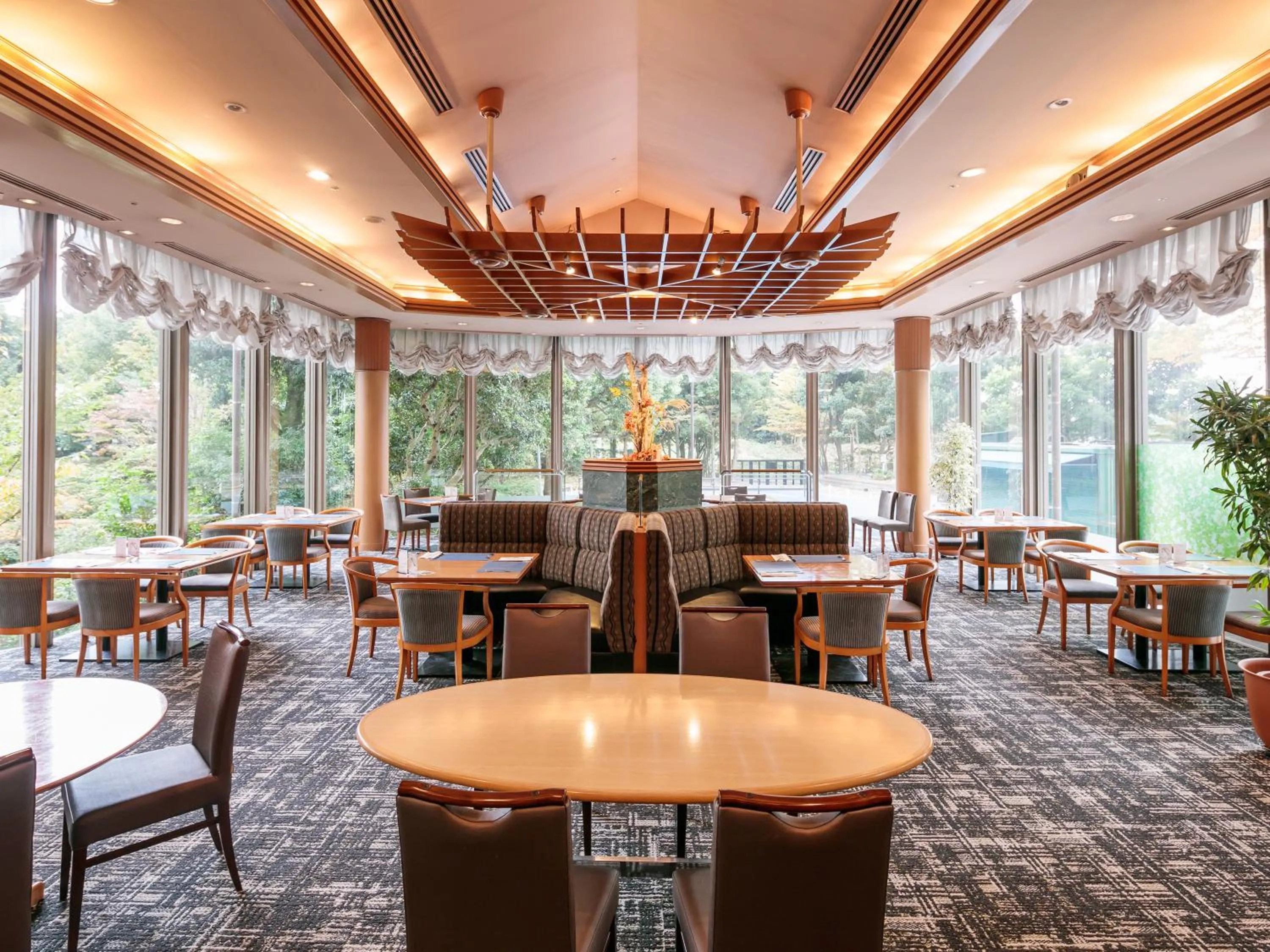 Restaurant/places to eat in HOTEL MYSTAYS PREMIER Narita