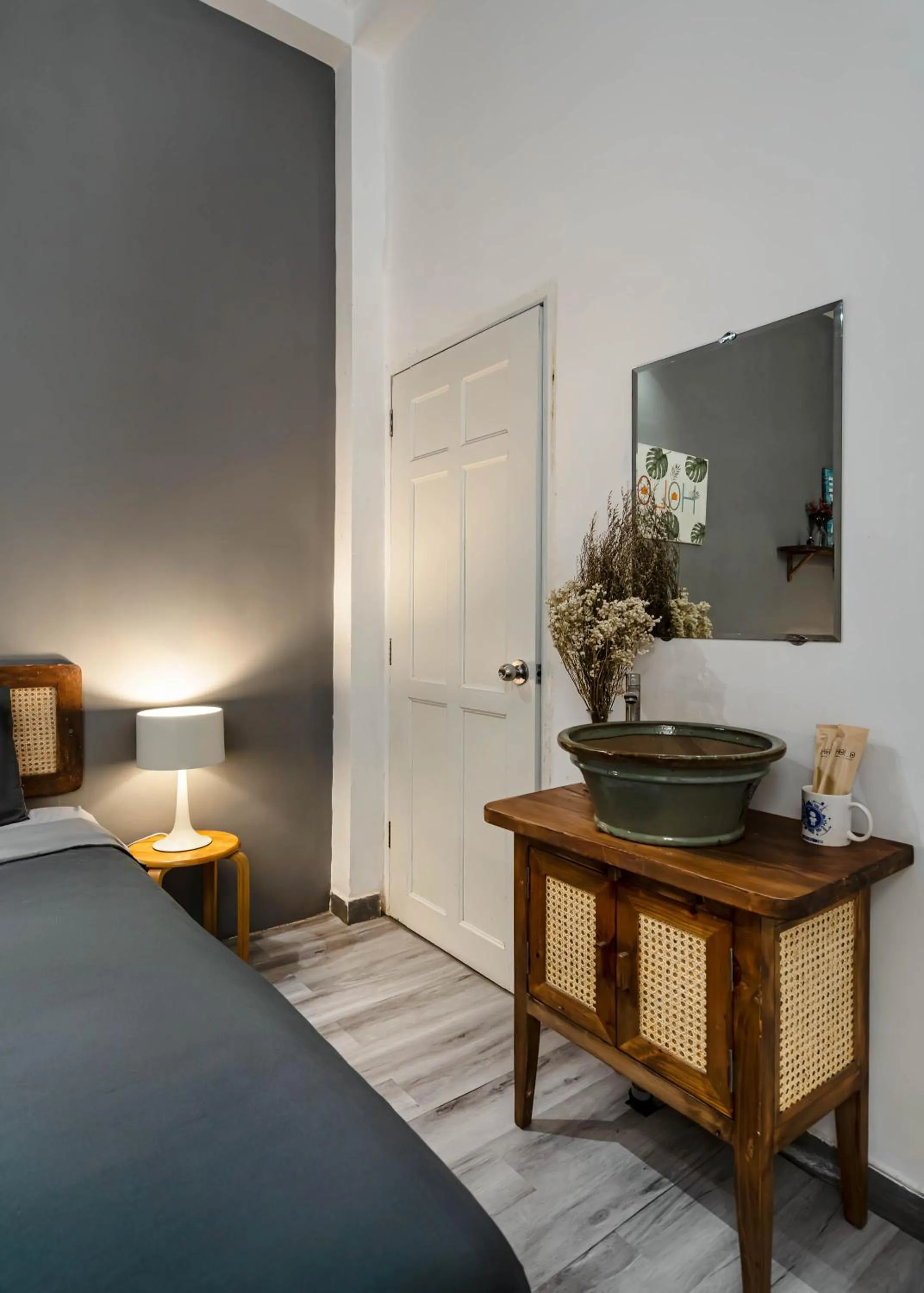 Bed in HoLo Fairy House Saigon - Serviced Homestay