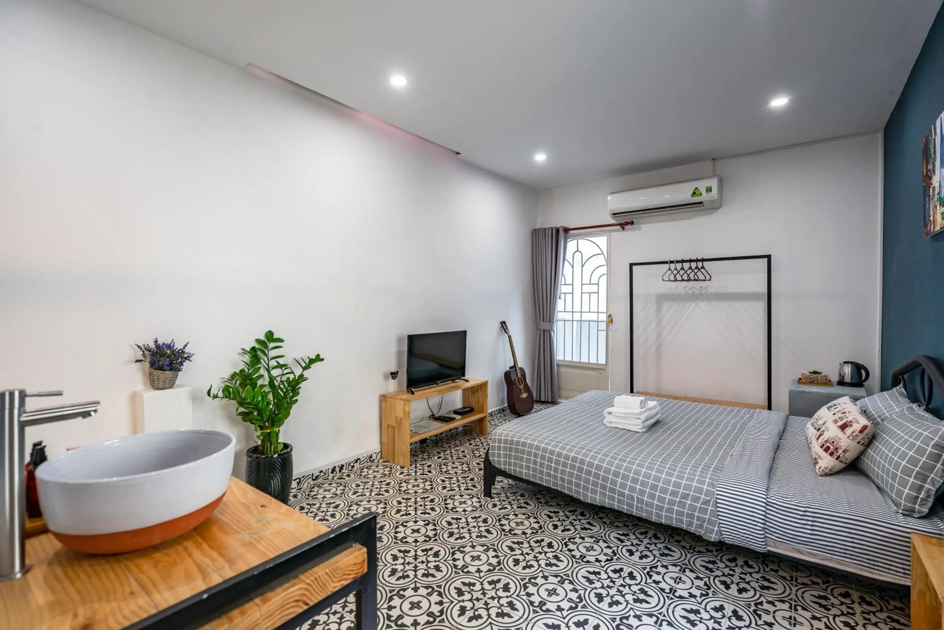 Bed in HoLo Fairy House Saigon - Serviced Homestay