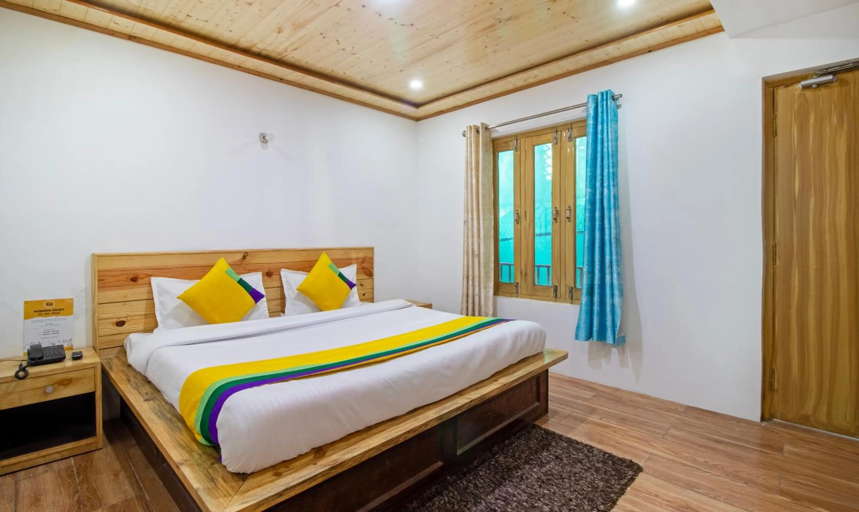 Bedroom, Bed in Itsy Hotels Shri Gv Inn, 600 Mtrs From Tiffin Top