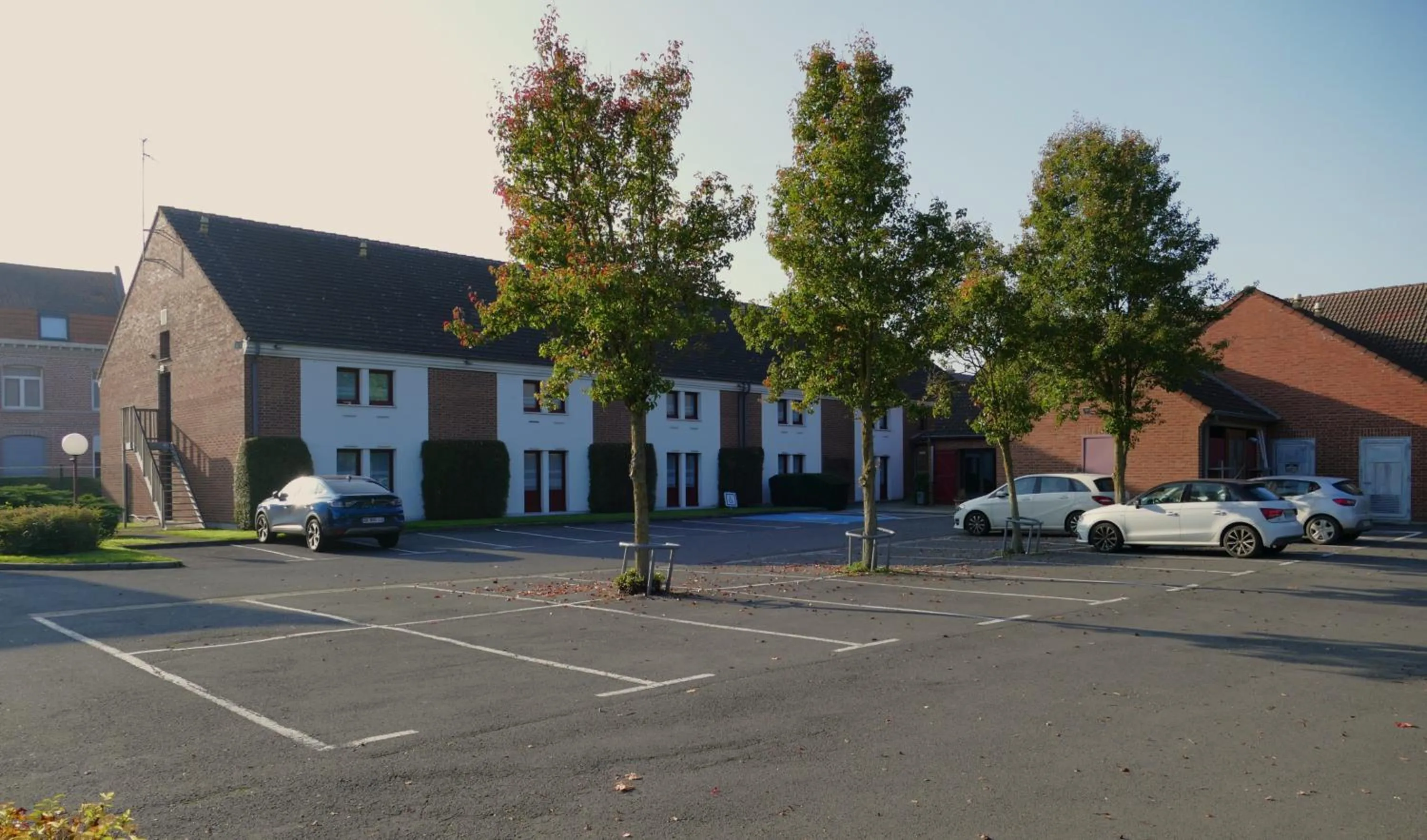 Property building in The Originals City, Hôtel Le Gayant, Douai