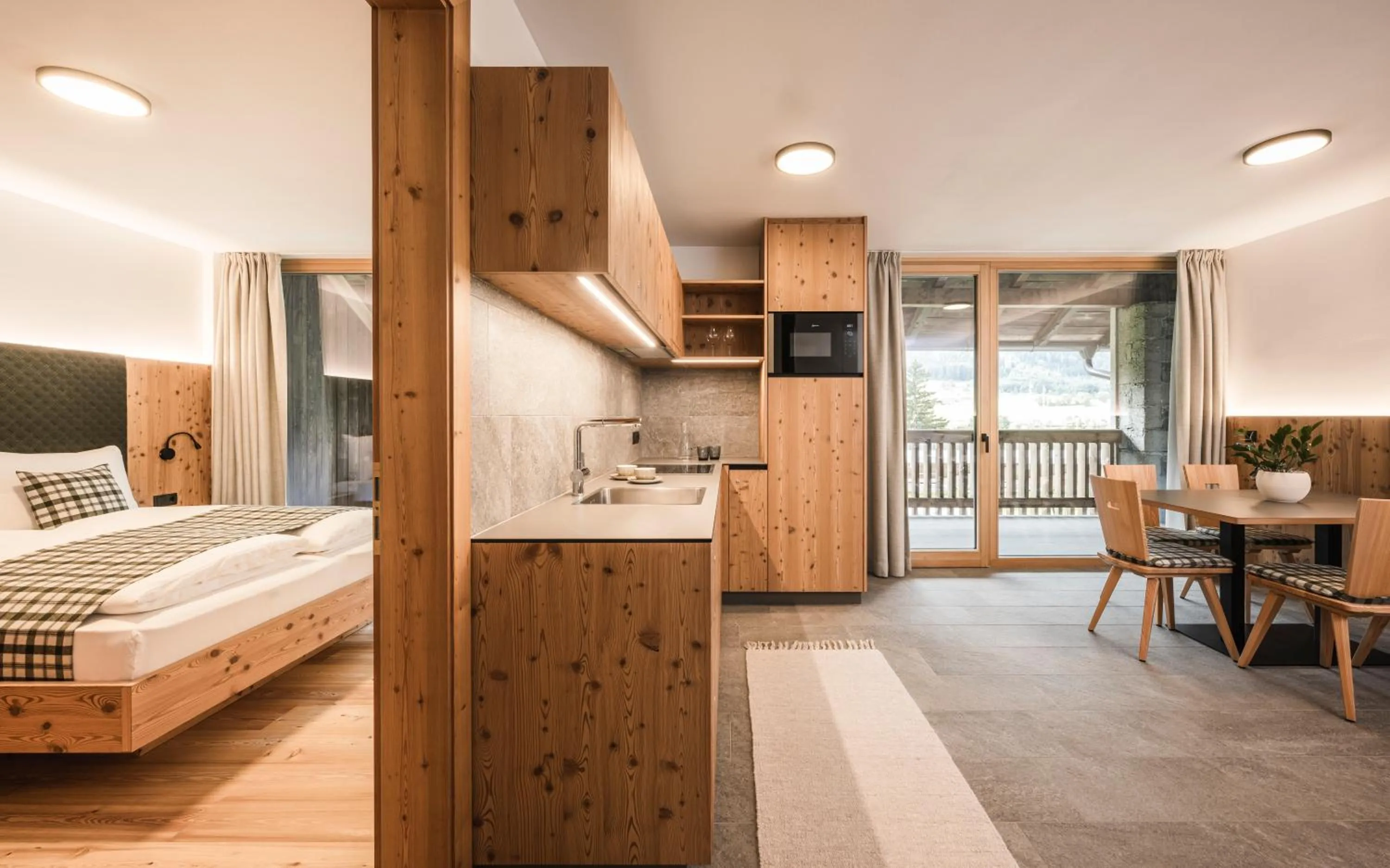 Kitchen or kitchenette, Bed in Hotel Lener