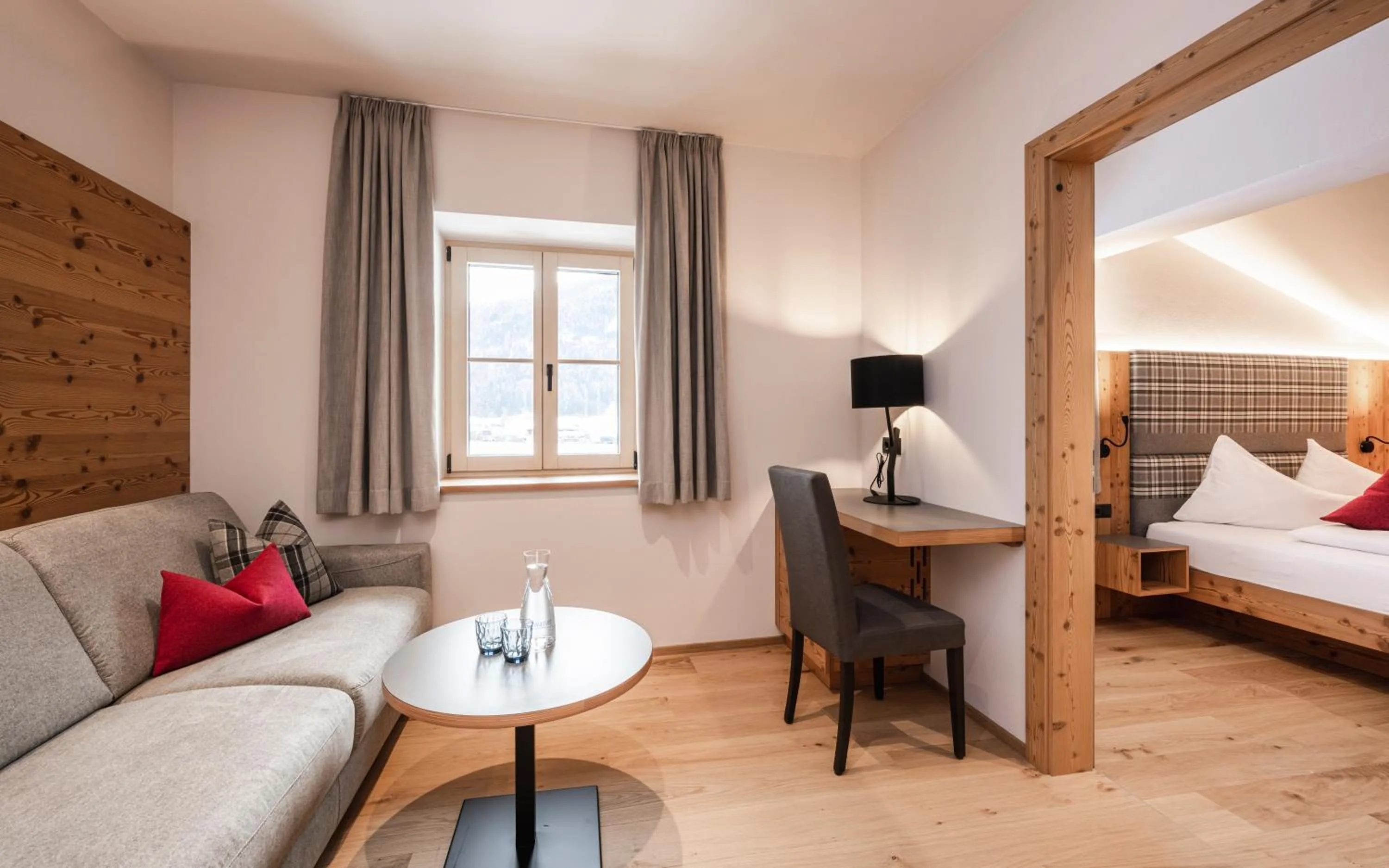 Living room, Bed in Hotel Lener