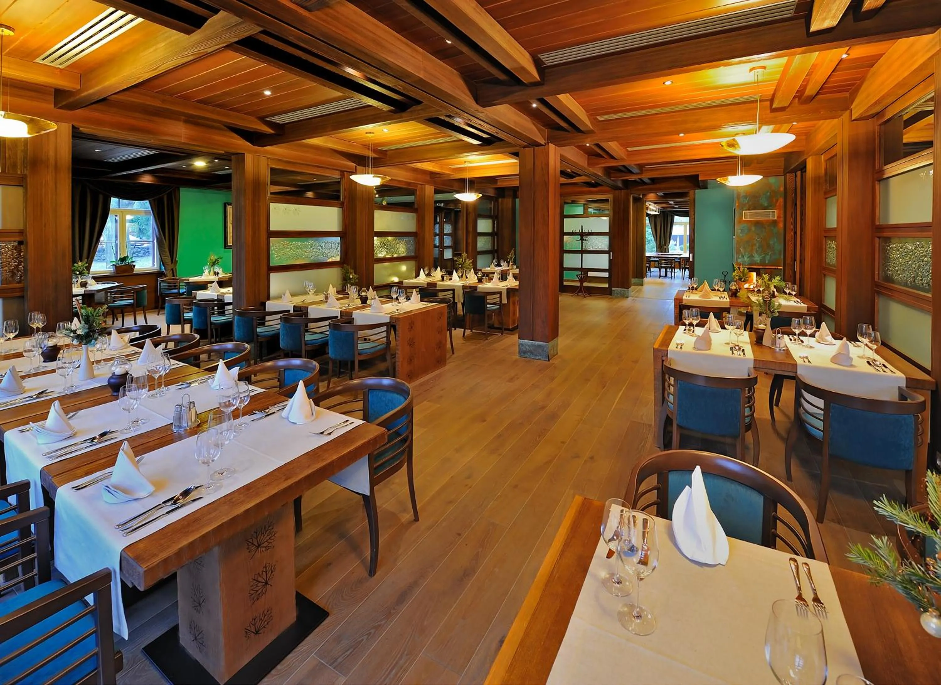 Restaurant/places to eat in Hotel Zochova Chata - Adult friendly