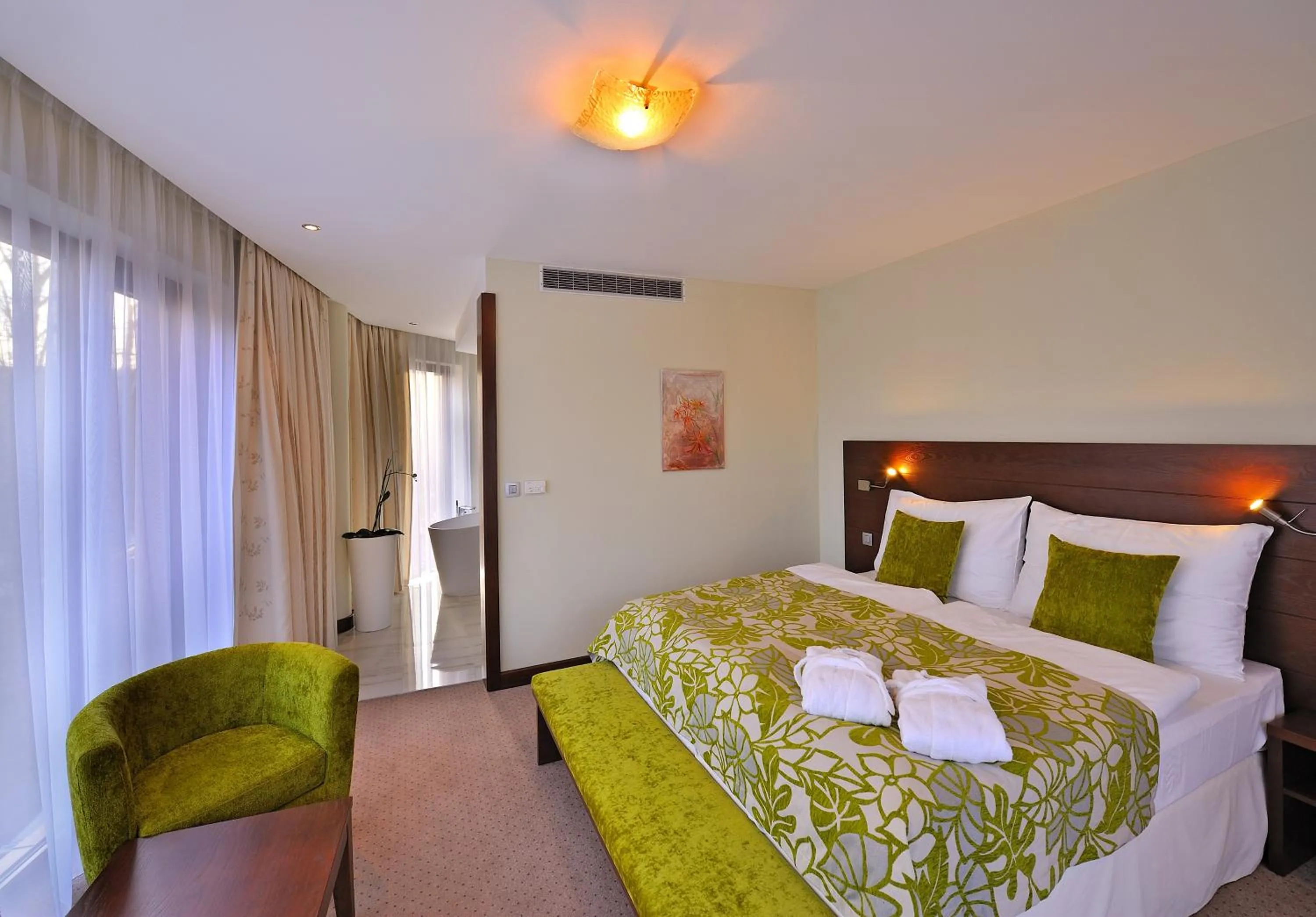 Bed in Hotel Zochova Chata - Adult friendly