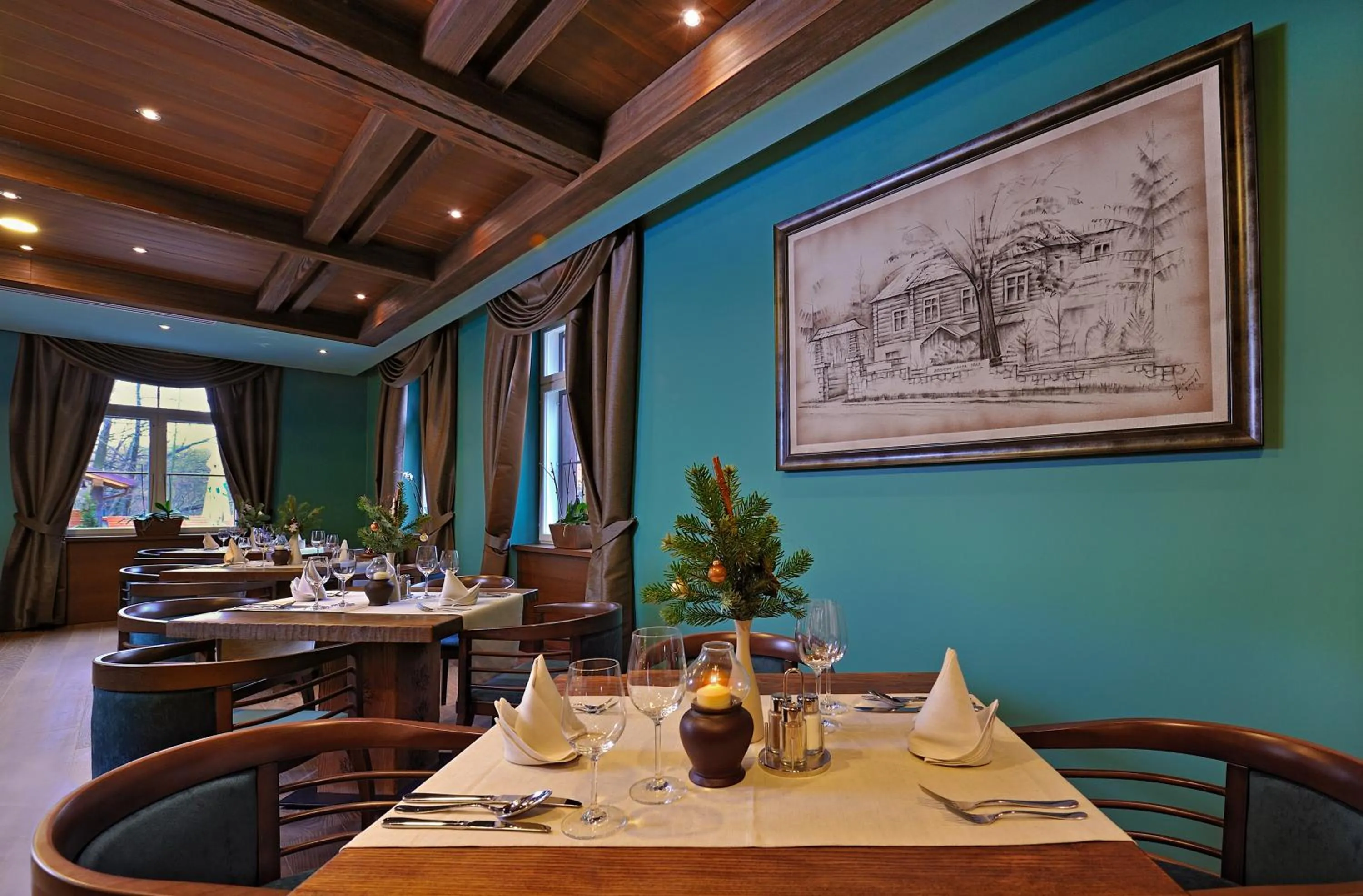 Restaurant/places to eat in Hotel Zochova Chata - Adult friendly